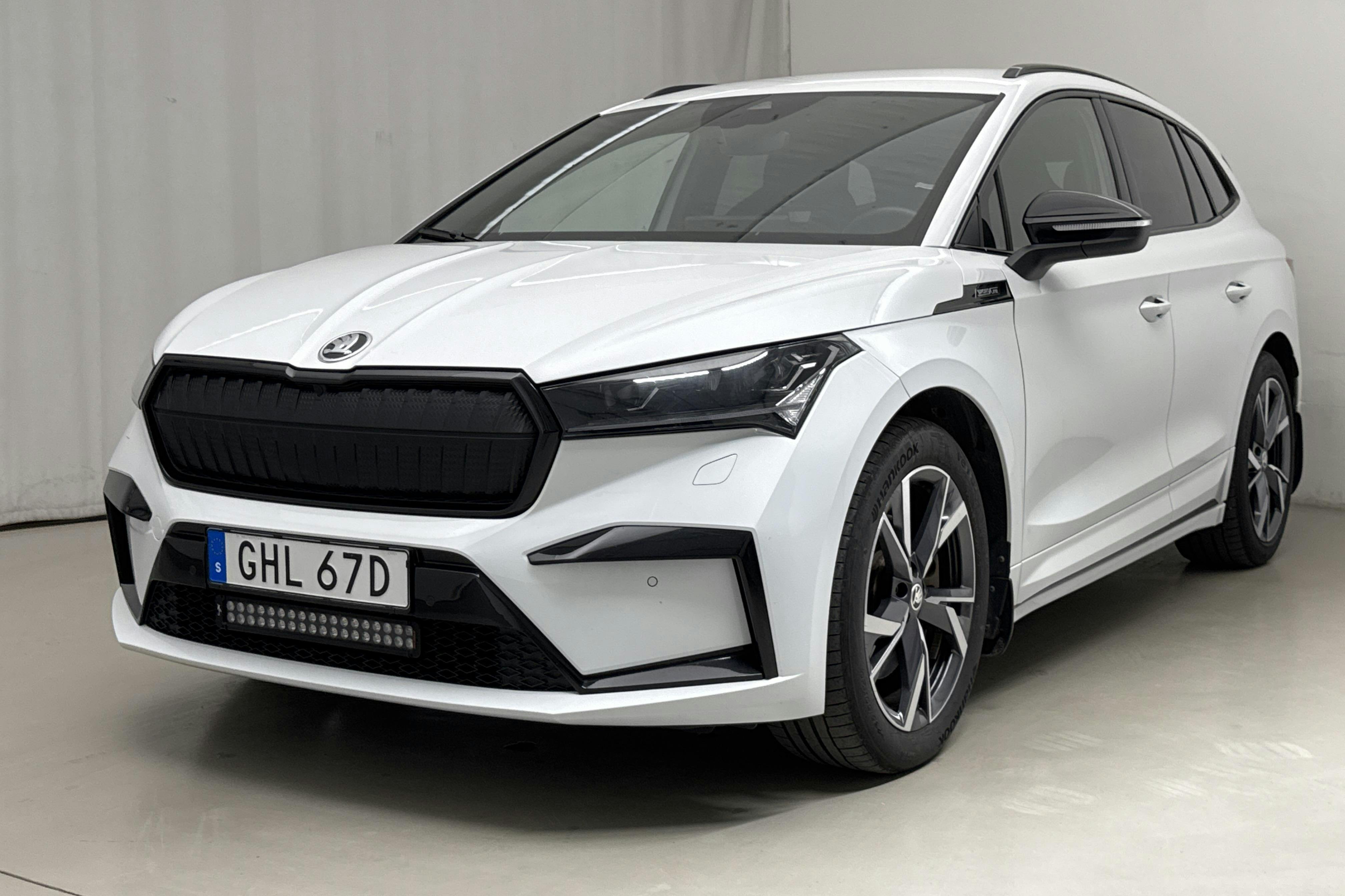 Skoda Enyaq 80x iV (265hk) - 6 261 mil - Automat - vit - 2023