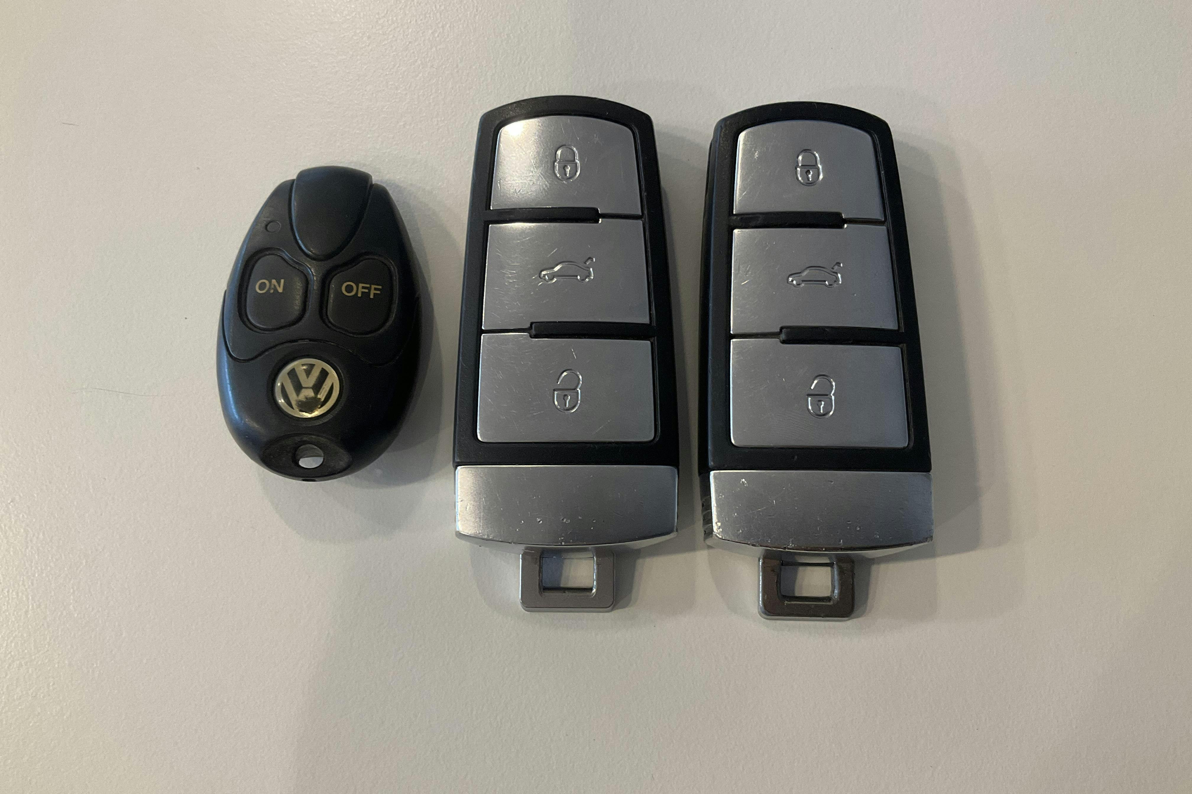 VW Passat 2.0 TDI BlueMotion Technology Variant (140hk) - 25 926 mil - Manuell - silver - 2014