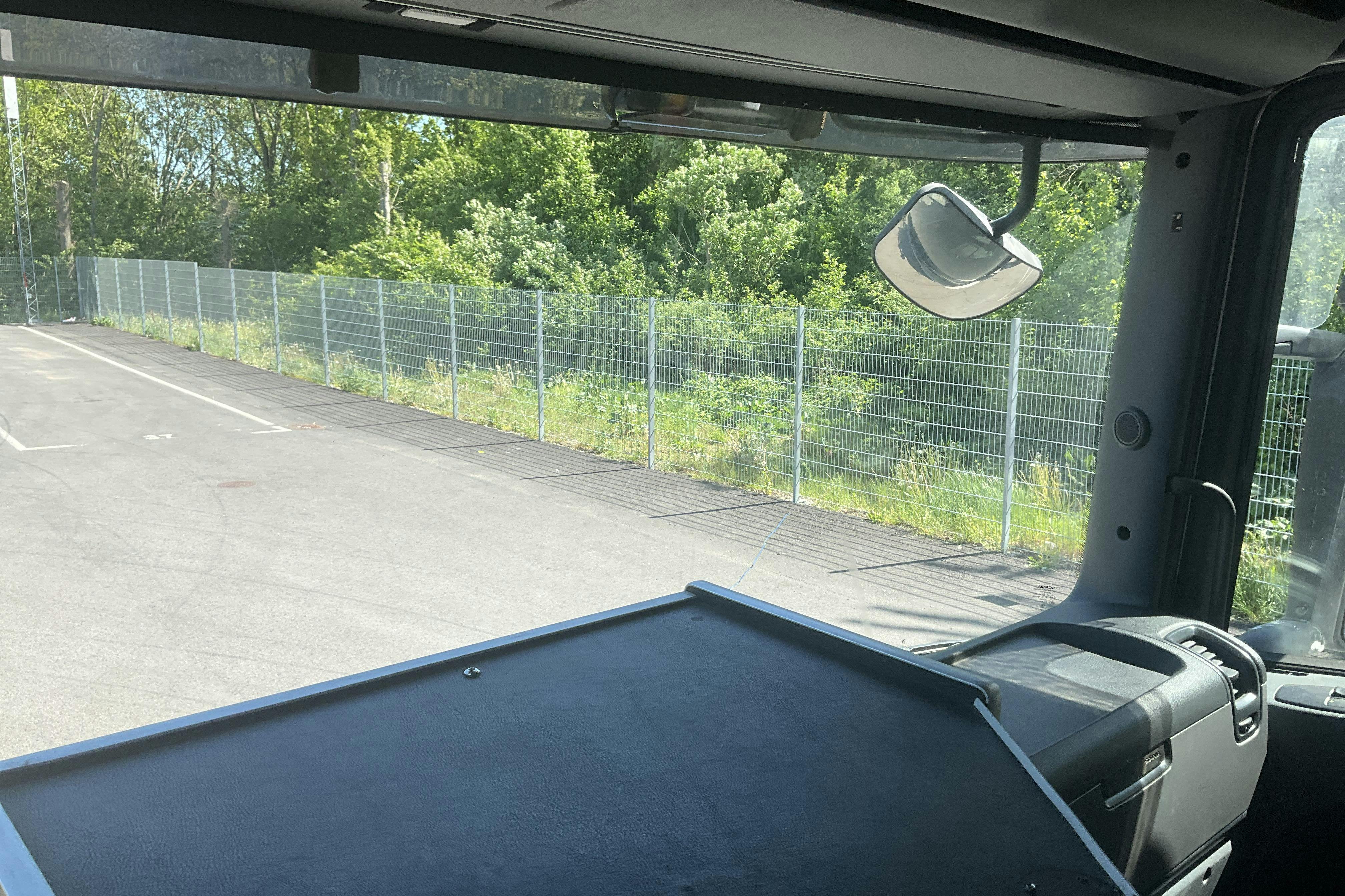 Scania R560 - 957 218 km - Automat - vit - 2013