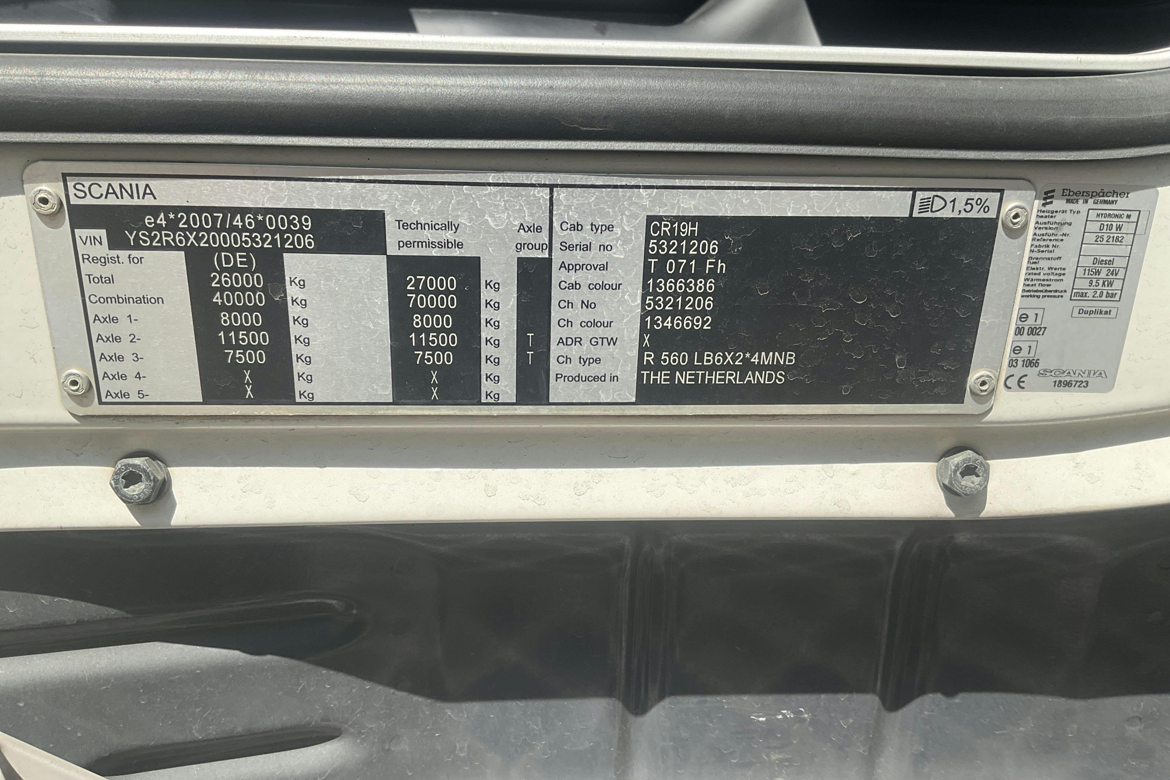 Scania R560 - 957 218 km - Automat - vit - 2013