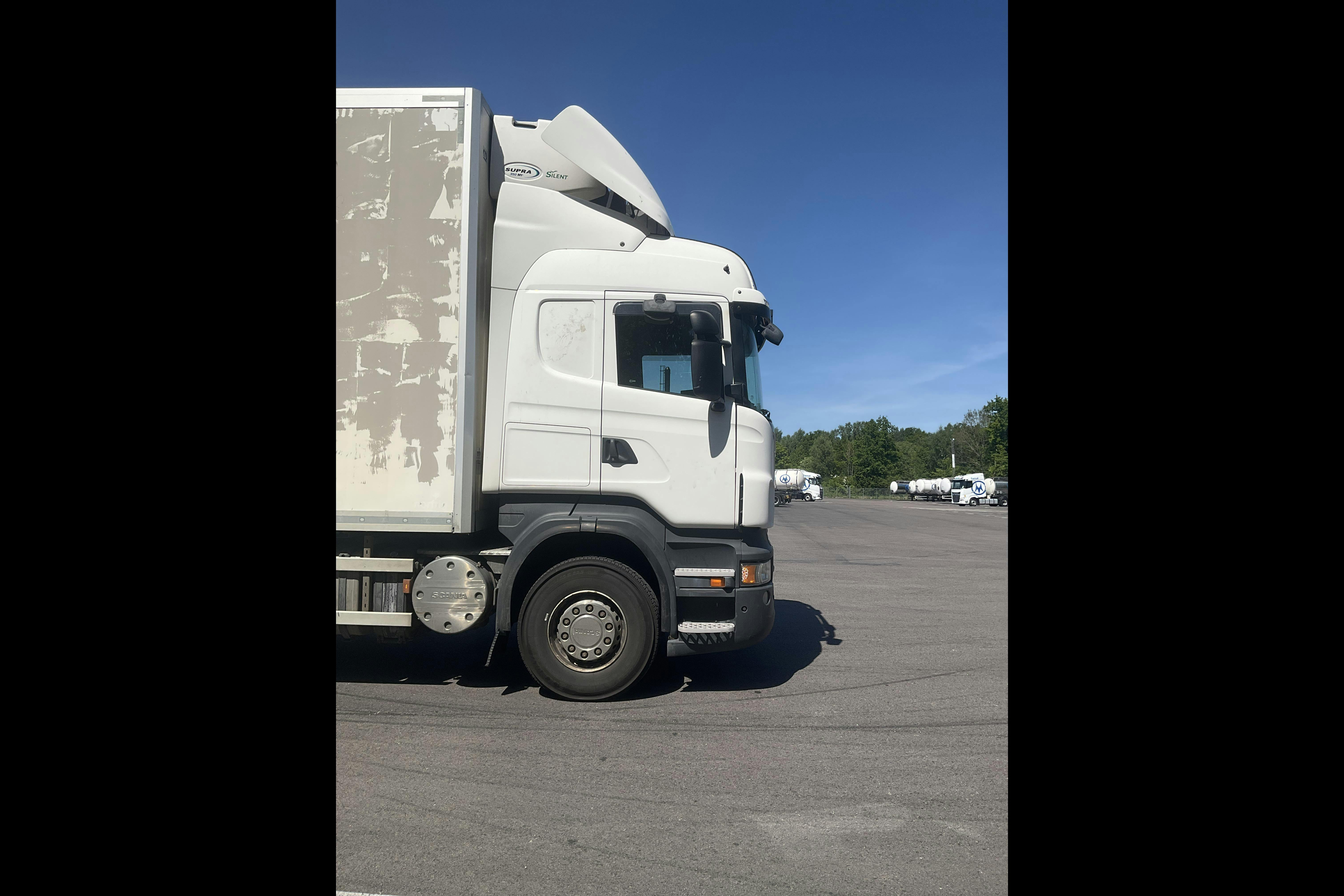 Scania R560 - 957 218 km - Automat - vit - 2013