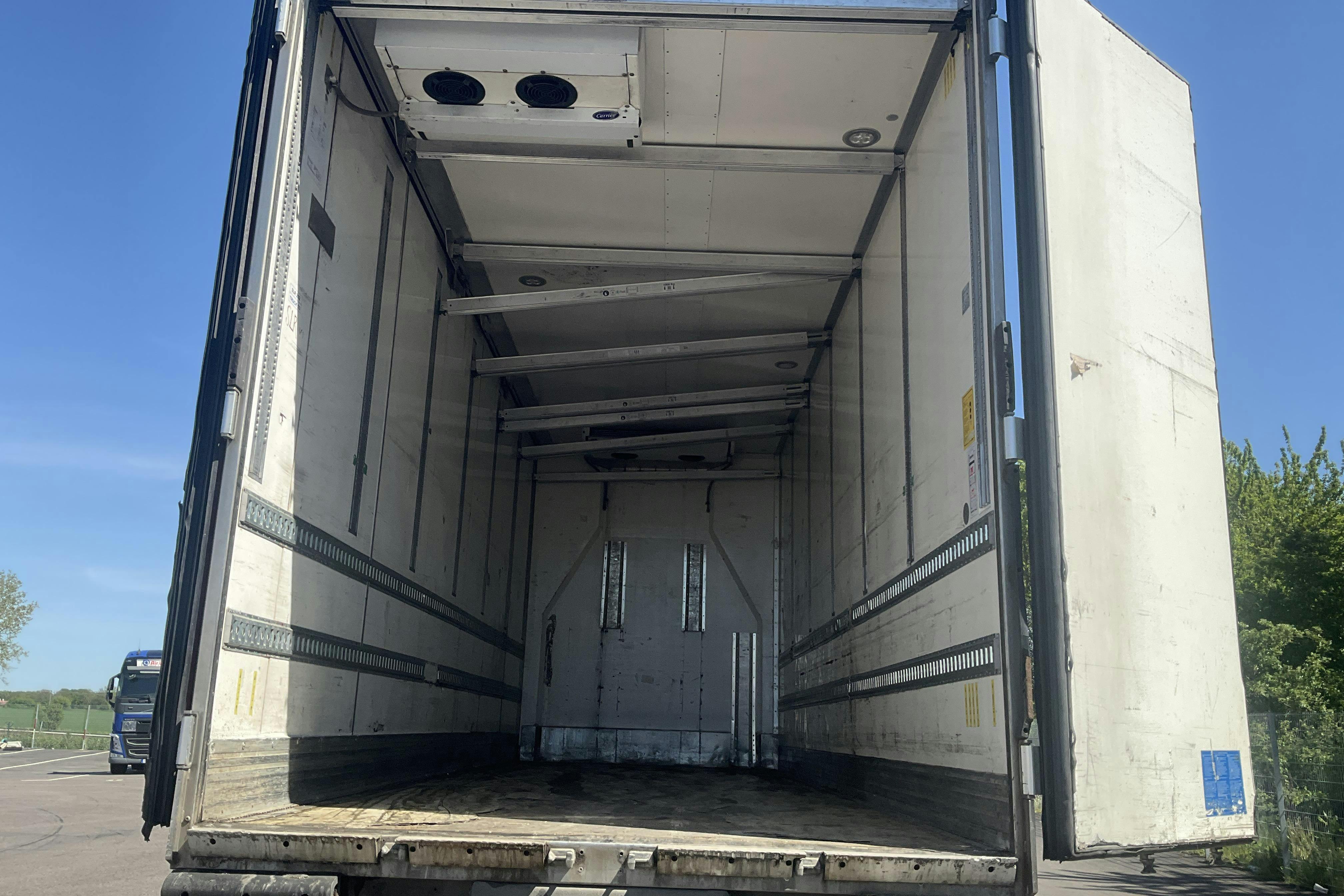 Scania R560 - 957 218 km - Automat - vit - 2013