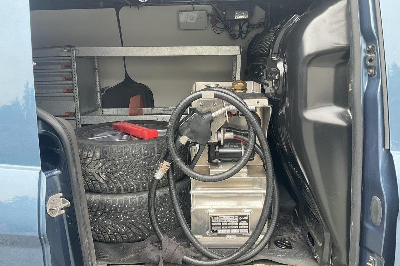 Ford Transit Connect 1.5 EcoBlue (100hk) - 10 430 mil - Automat - blå - 2020