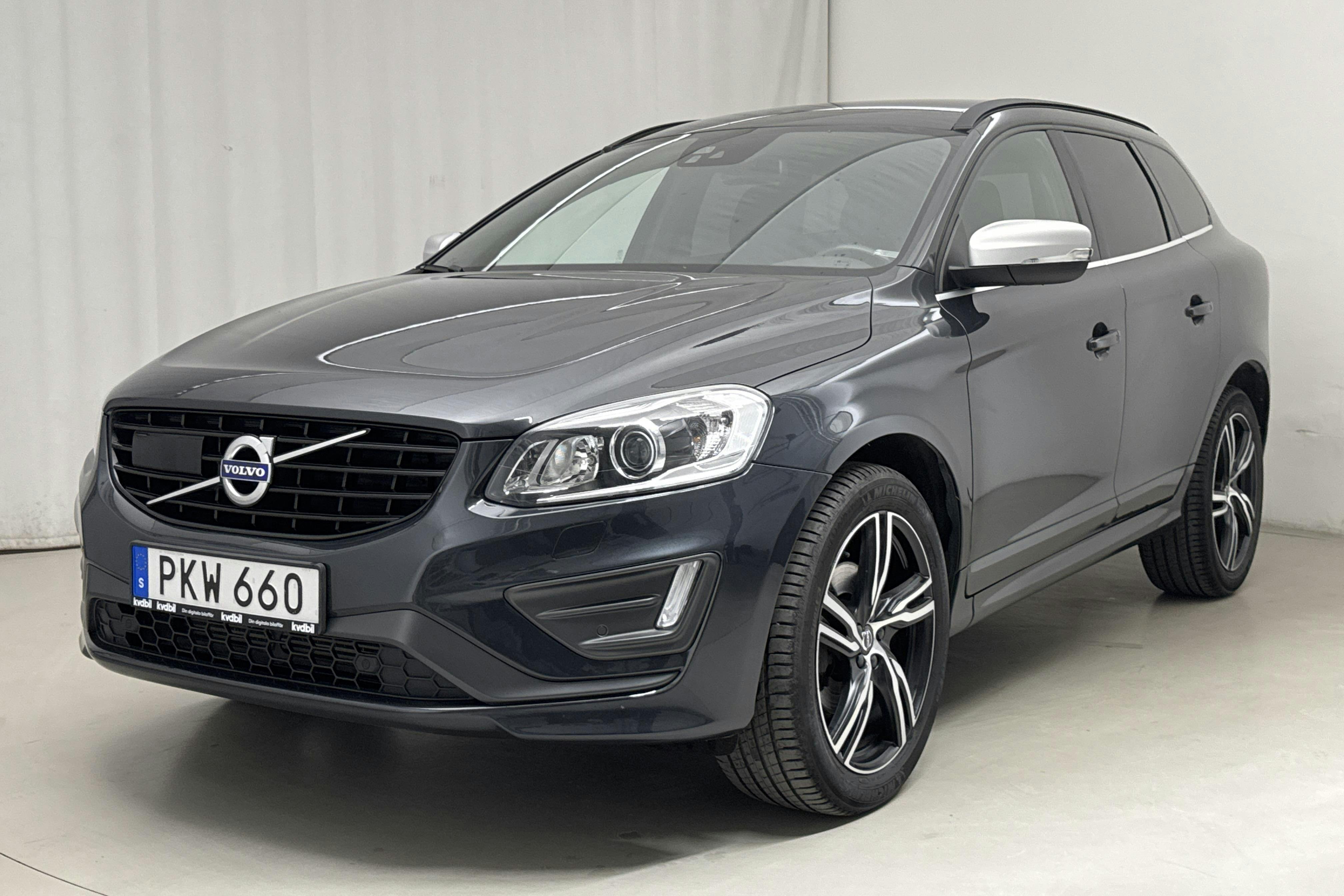 Volvo XC60 D4 AWD (190hk) - 12 842 mil - Automat - grå - 2017