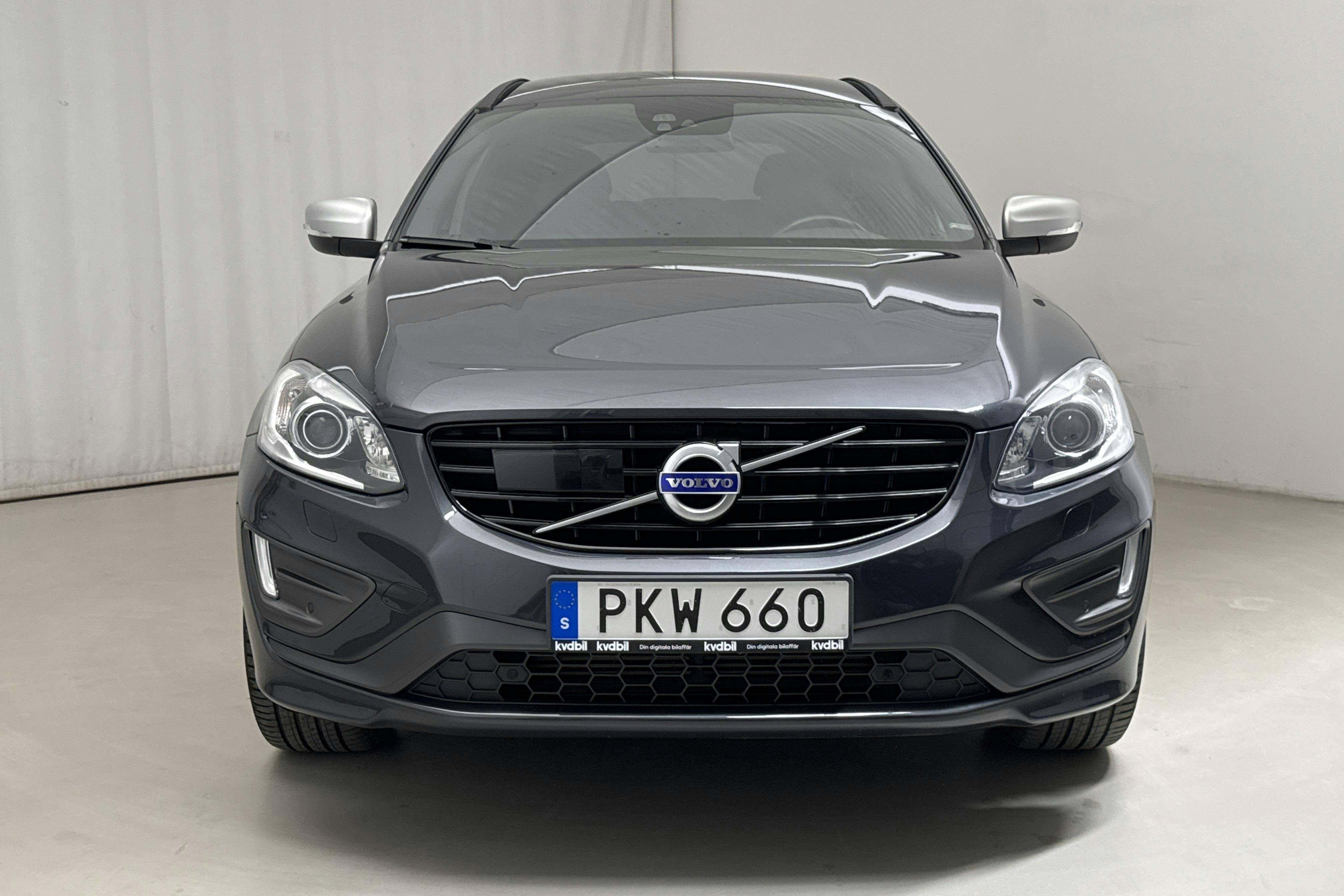 Volvo XC60 D4 AWD (190hk) - 12 842 mil - Automat - grå - 2017