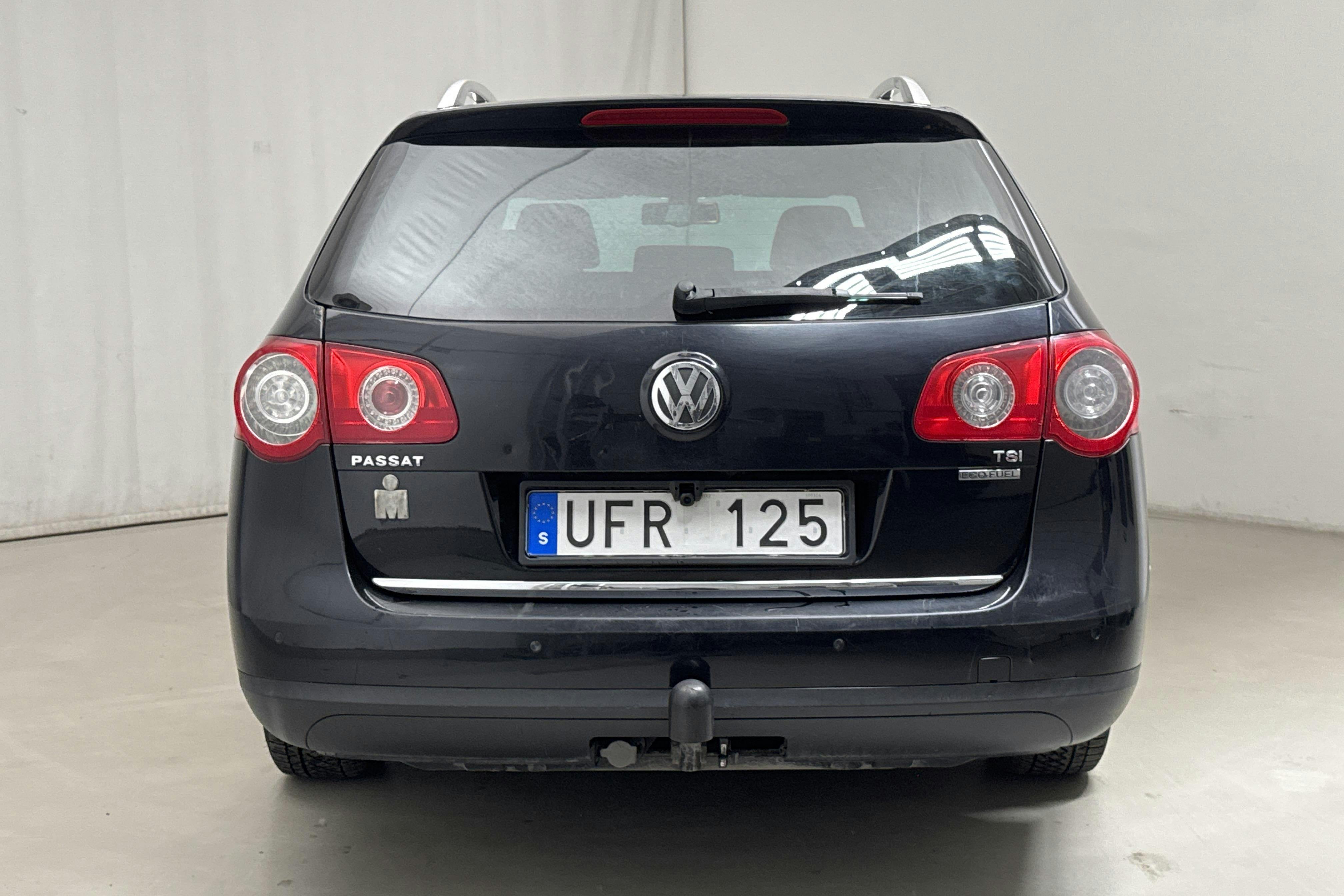 VW Passat 1.4 TSI EcoFuel Variant (150hk) - 23 026 mil - Automat - svart - 2010