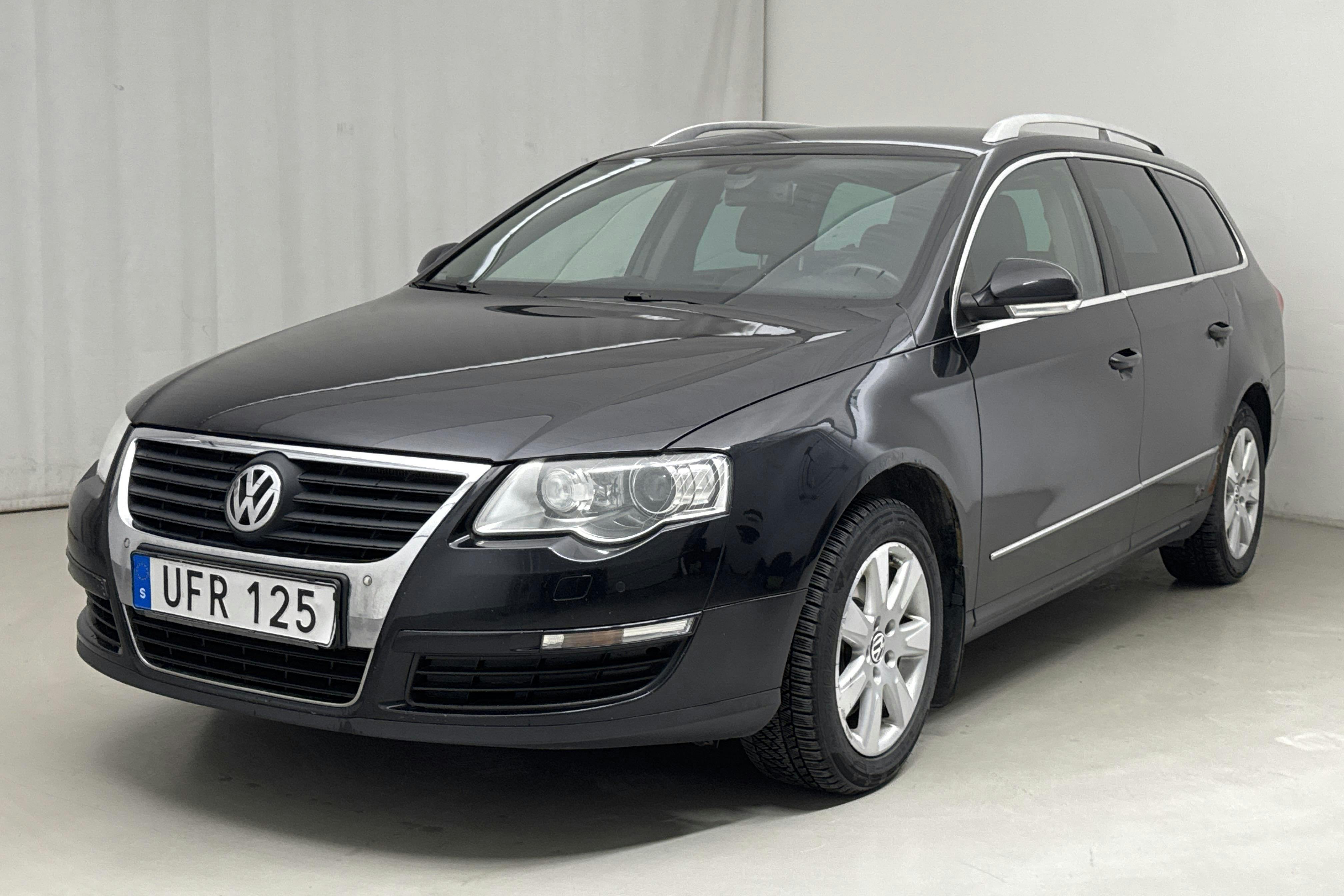 VW Passat 1.4 TSI EcoFuel Variant (150hk) - 23 026 mil - Automat - svart - 2010