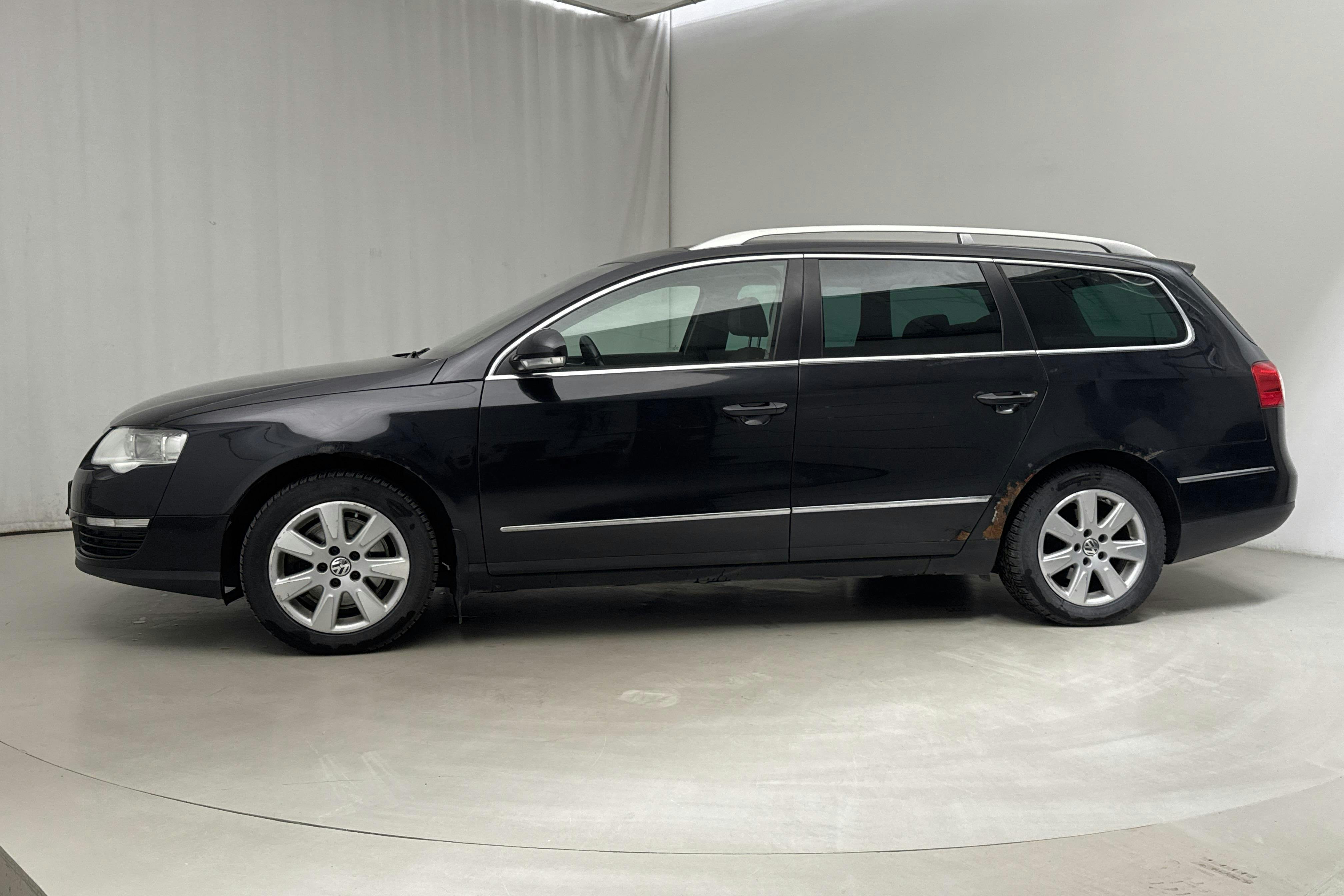 VW Passat 1.4 TSI EcoFuel Variant (150hk) - 23 026 mil - Automat - svart - 2010