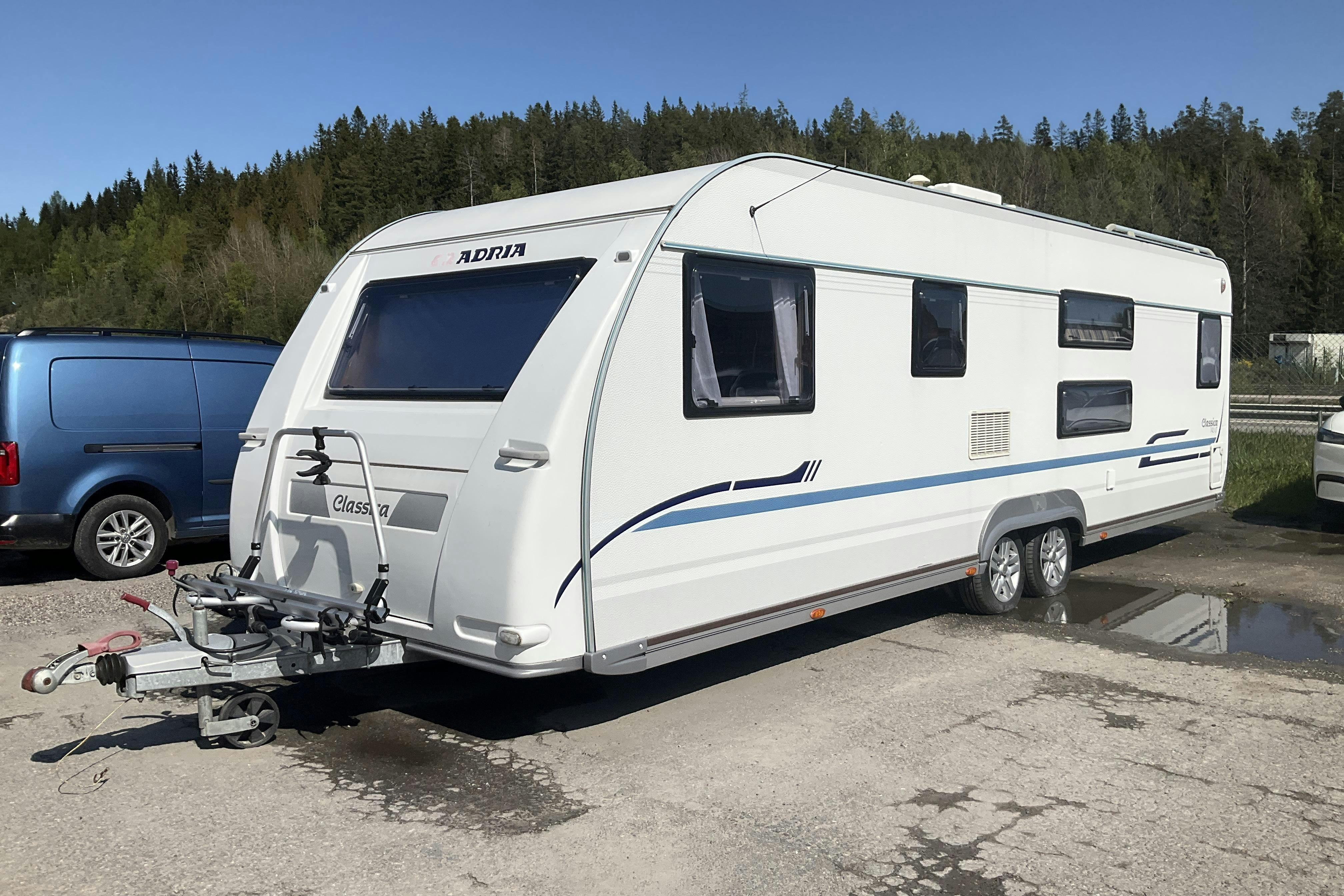 ADRIA CLASSICA 743 UT Husvagn med förtält - 0 km - vit - 2010