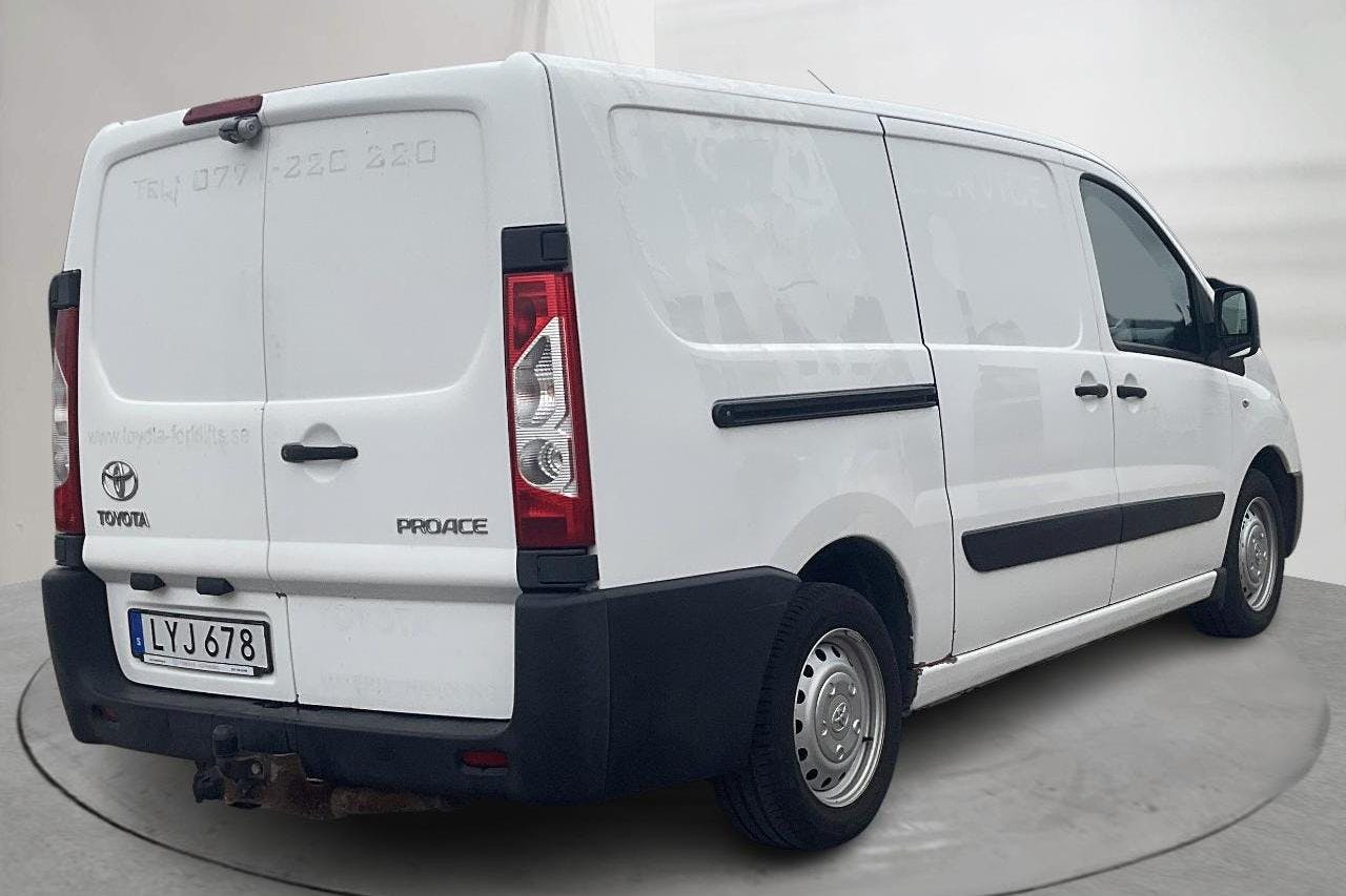 Toyota PROACE 2.0 D-4D (128hk) - 104 250 km - Manual - white - 2015