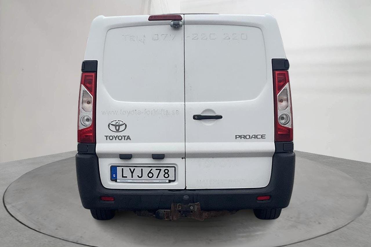 Toyota PROACE 2.0 D-4D (128hk) - 104 250 km - Manual - white - 2015
