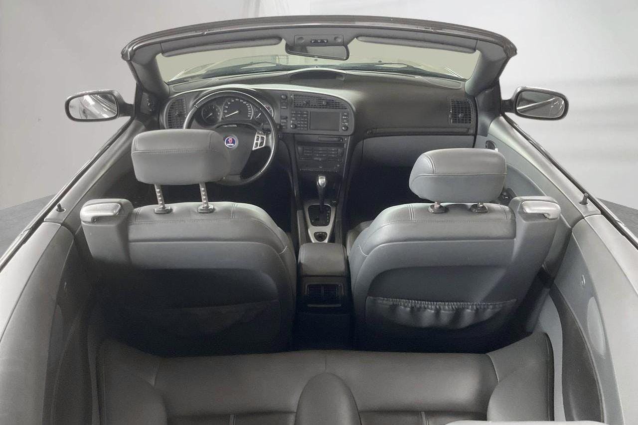 Saab 9-3 2.0t Cabriolet (175hk) - 12 177 mil - Automat - grå - 2004
