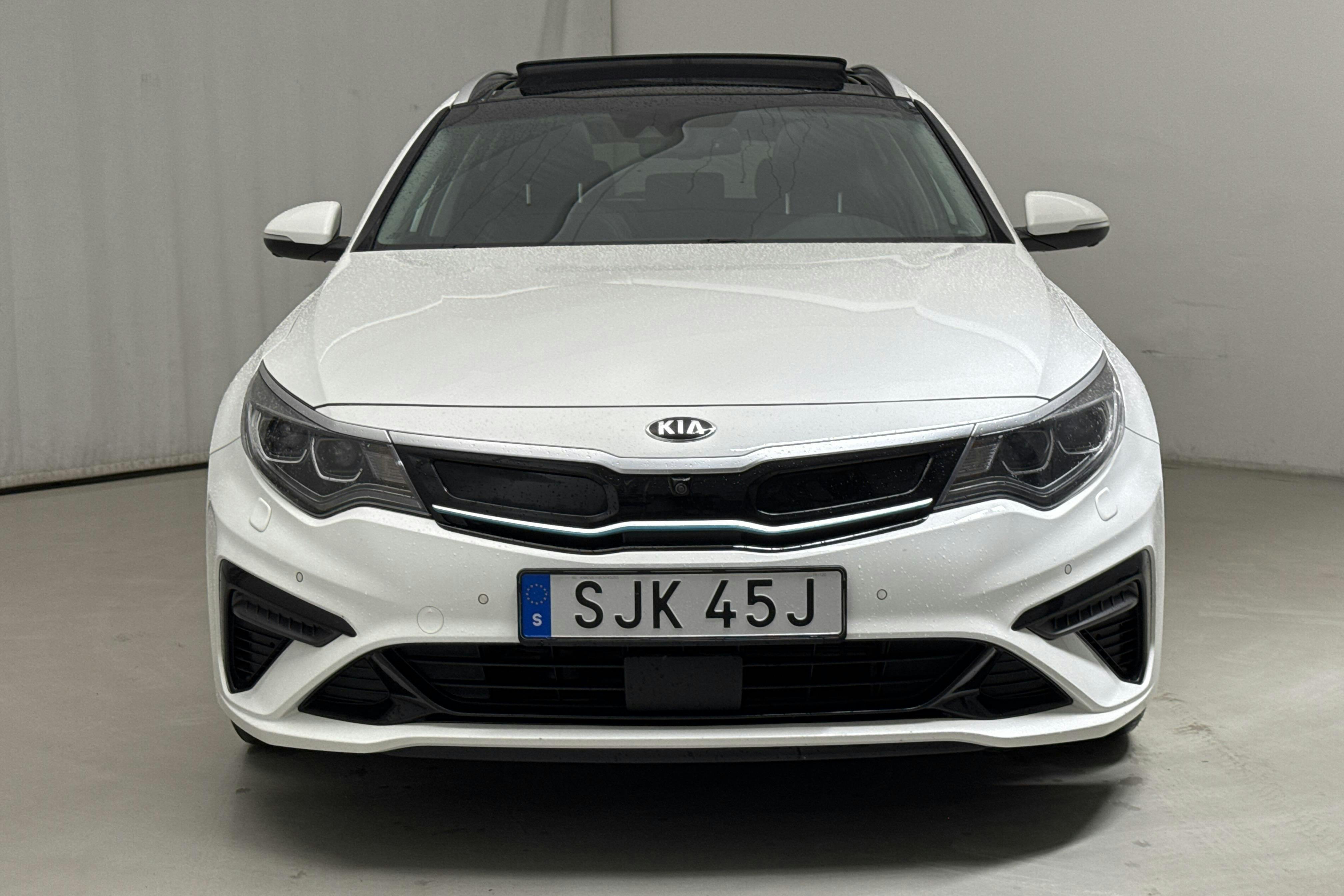 KIA Optima 2.0 GDi Plug-in Hybrid SW (205hk) - 9 058 mil - Automat - vit - 2020