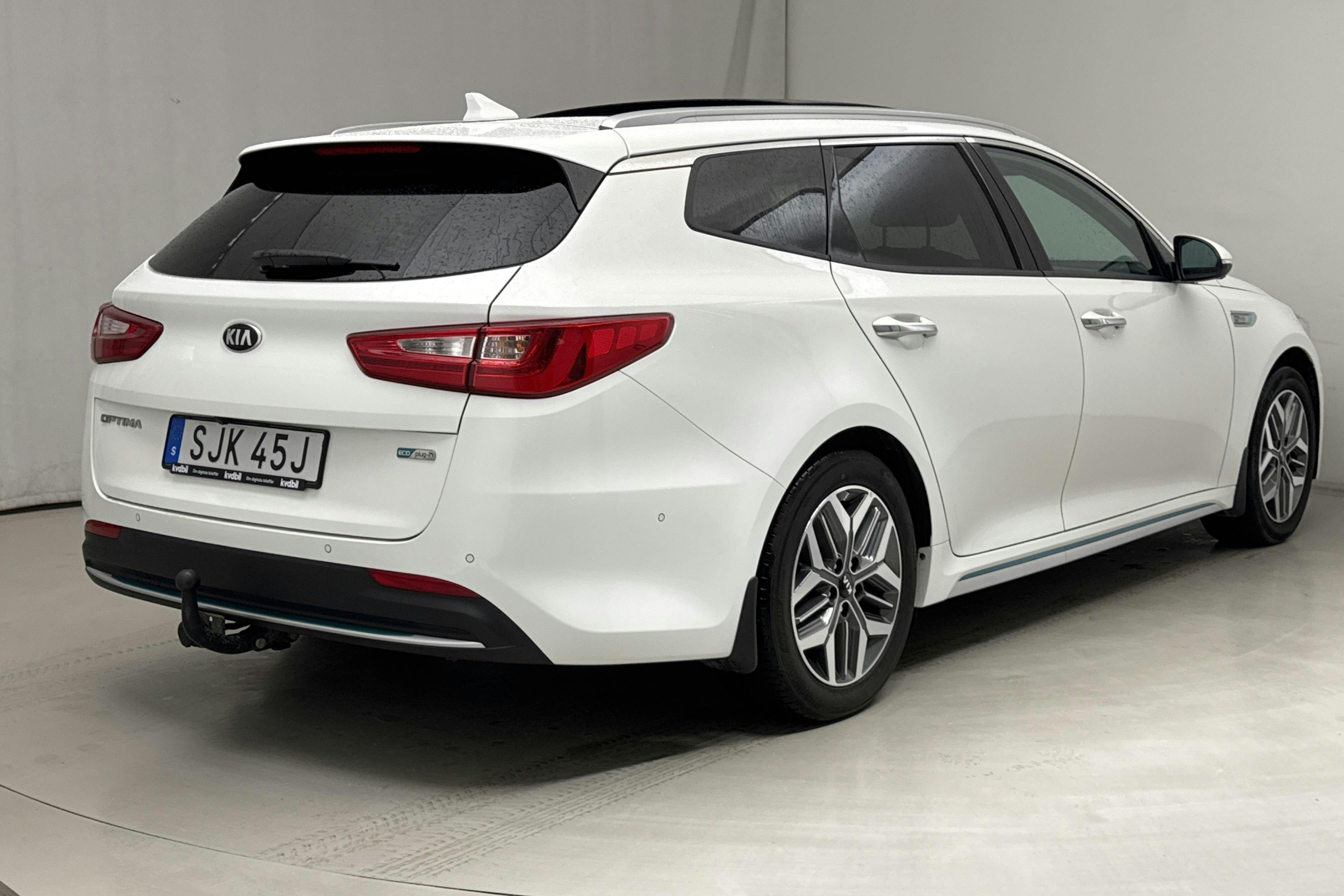 KIA Optima 2.0 GDi Plug-in Hybrid SW (205hk) - 9 058 mil - Automat - vit - 2020
