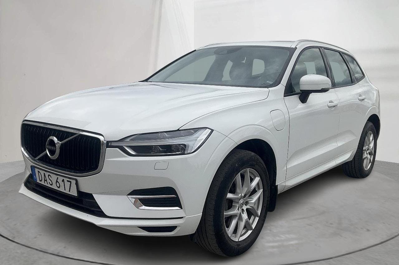 Volvo XC60 T8 AWD Recharge (390hk) - 9 835 mil - Automat - vit - 2019