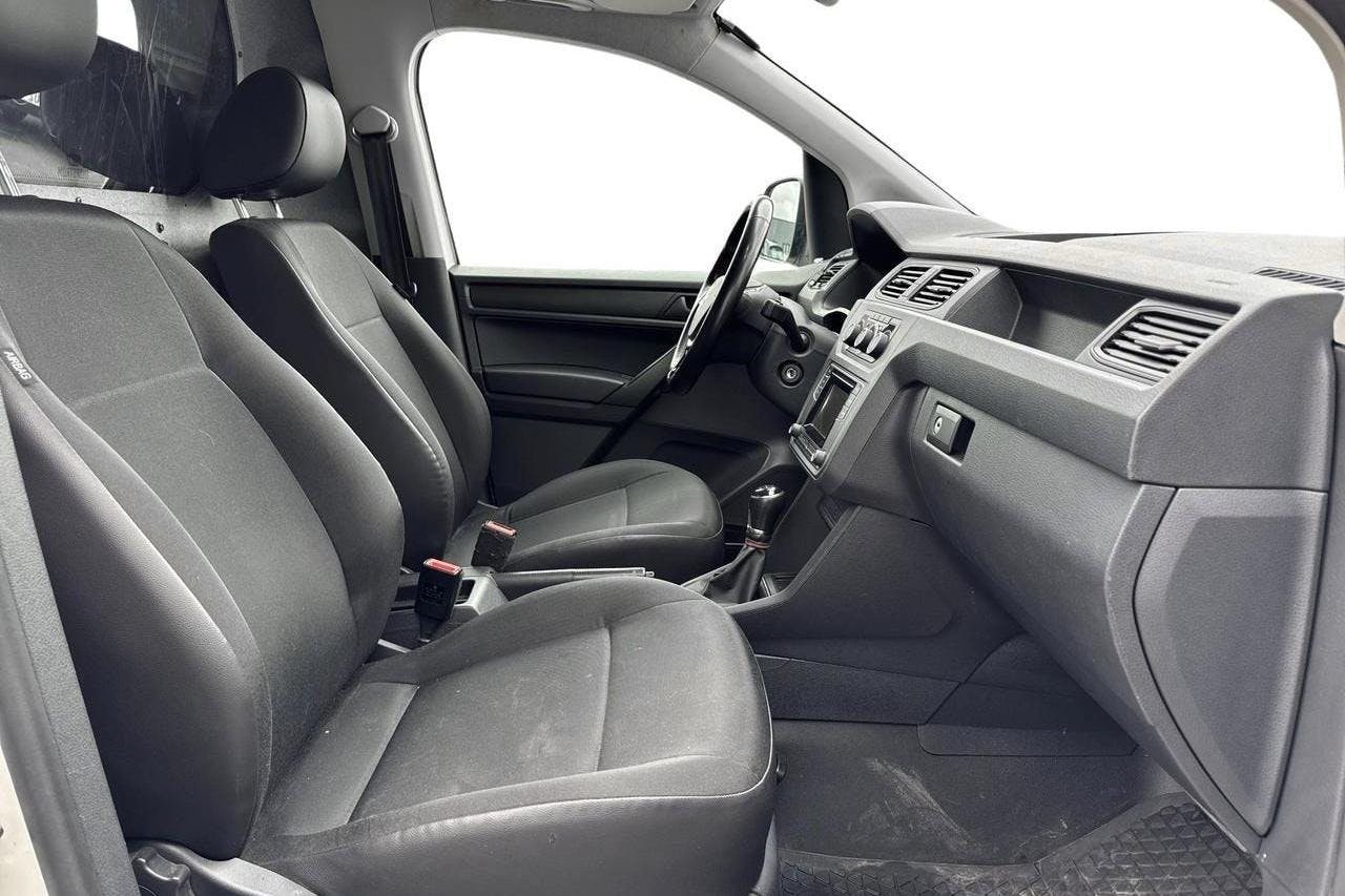 VW Caddy 2.0 TDI Skåp 4MOTION (122hk) - 5 329 mil - Manuell - vit - 2018