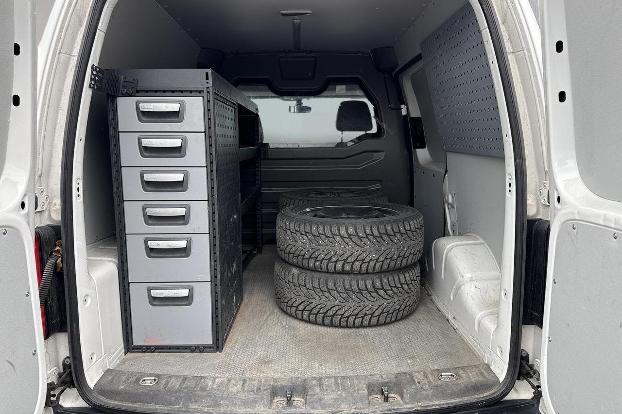 VW Caddy 2.0 TDI Skåp 4MOTION (122hk) - 5 329 mil - Manuell - vit - 2018