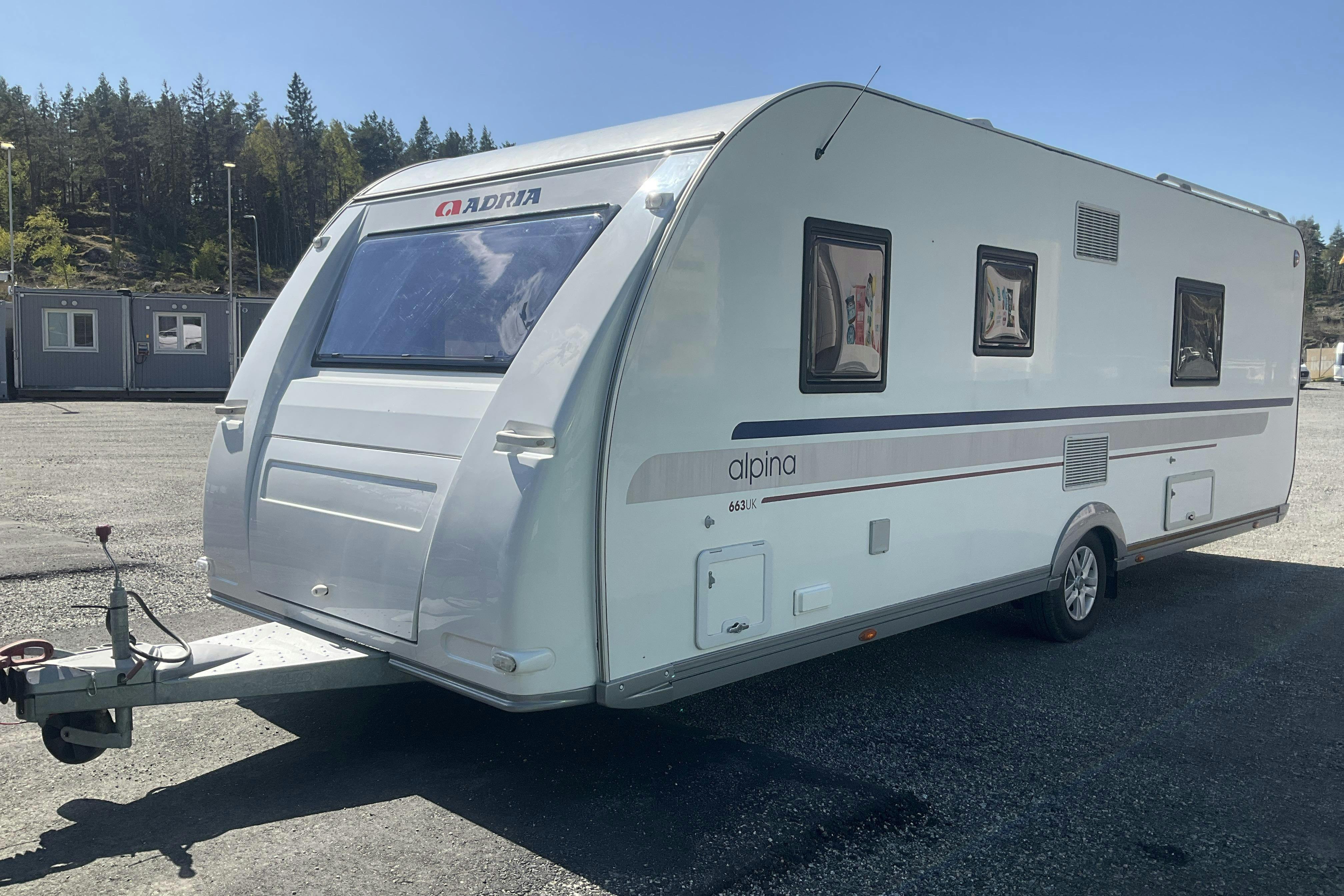 ADRIA alpina 663UK Husvagn med AC - 0 km - 2011
