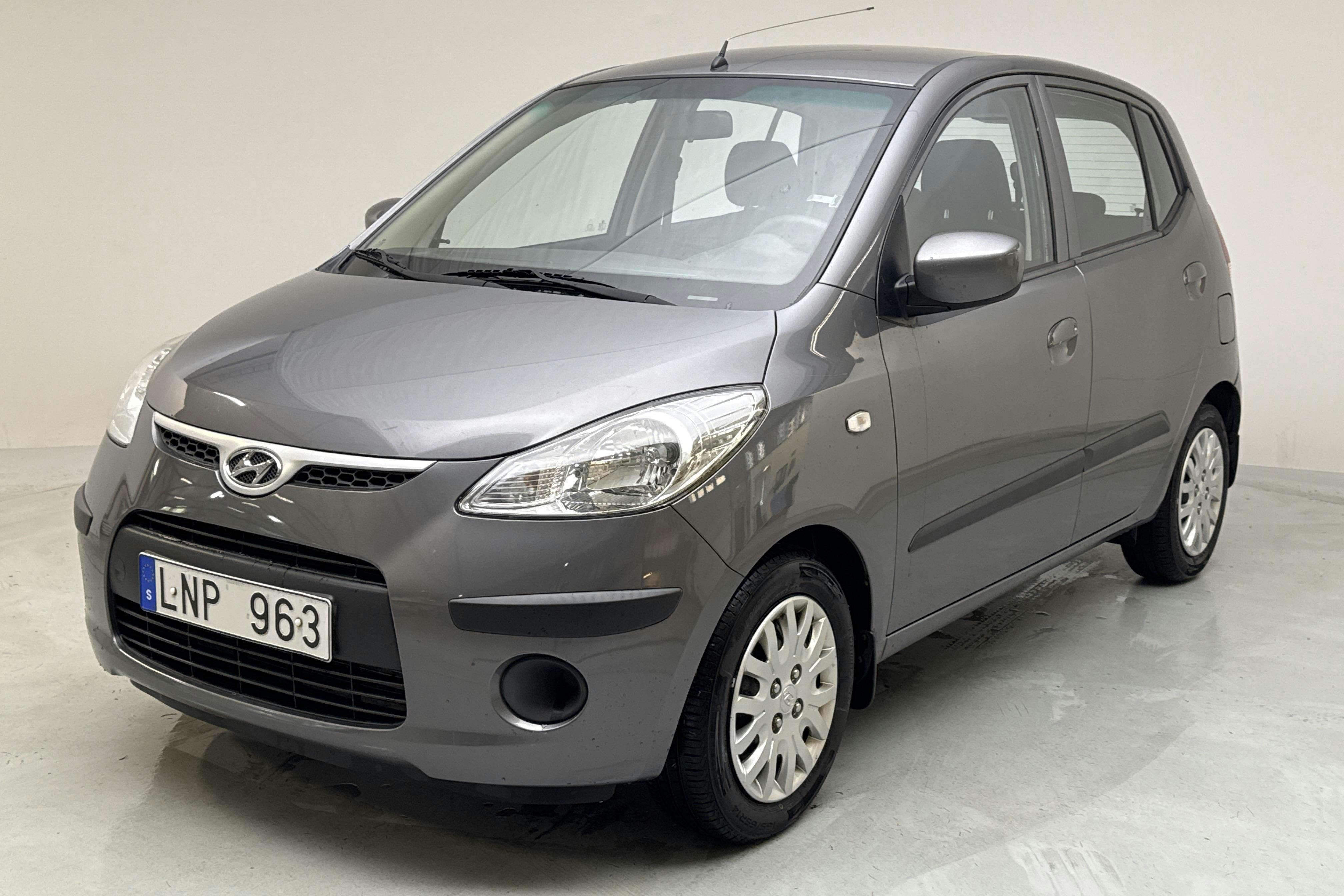 Hyundai i10 1.1 (67hk) - 51 740 km - Manualna - szary - 2010