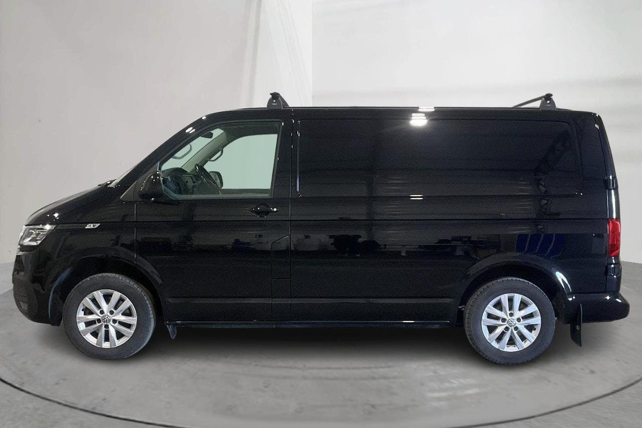 VW Transporter T6 2.0 TDI BMT Skåp (150hk) - 12 541 mil - Automat - svart - 2021