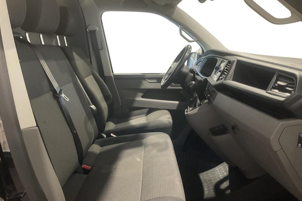 VW Transporter T6 2.0 TDI BMT Skåp (150hk) - 12 541 mil - Automat - svart - 2021