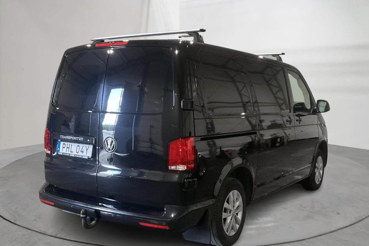 VW Transporter T6 2.0 TDI BMT Skåp (150hk) - 12 541 mil - Automat - svart - 2021