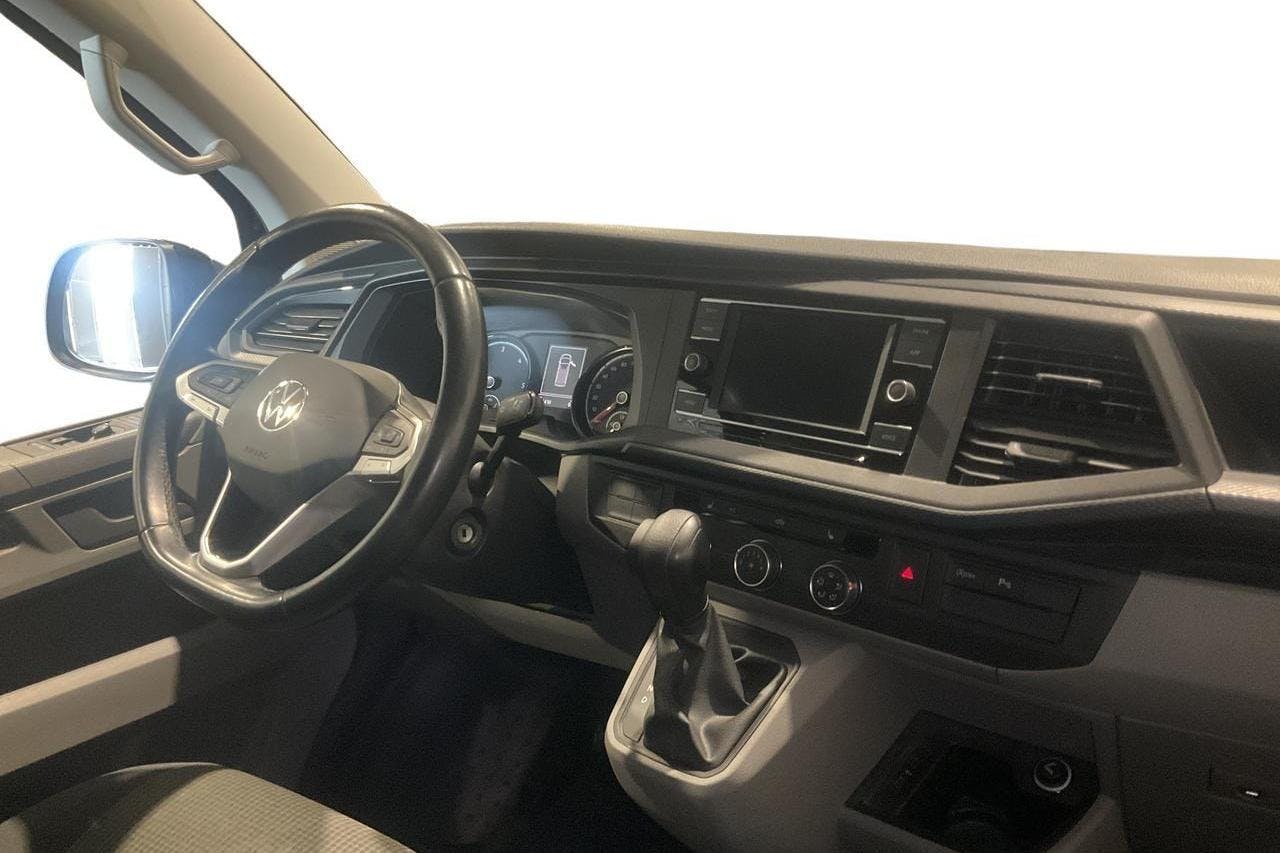 VW Transporter T6 2.0 TDI BMT Skåp (150hk) - 12 541 mil - Automat - svart - 2021