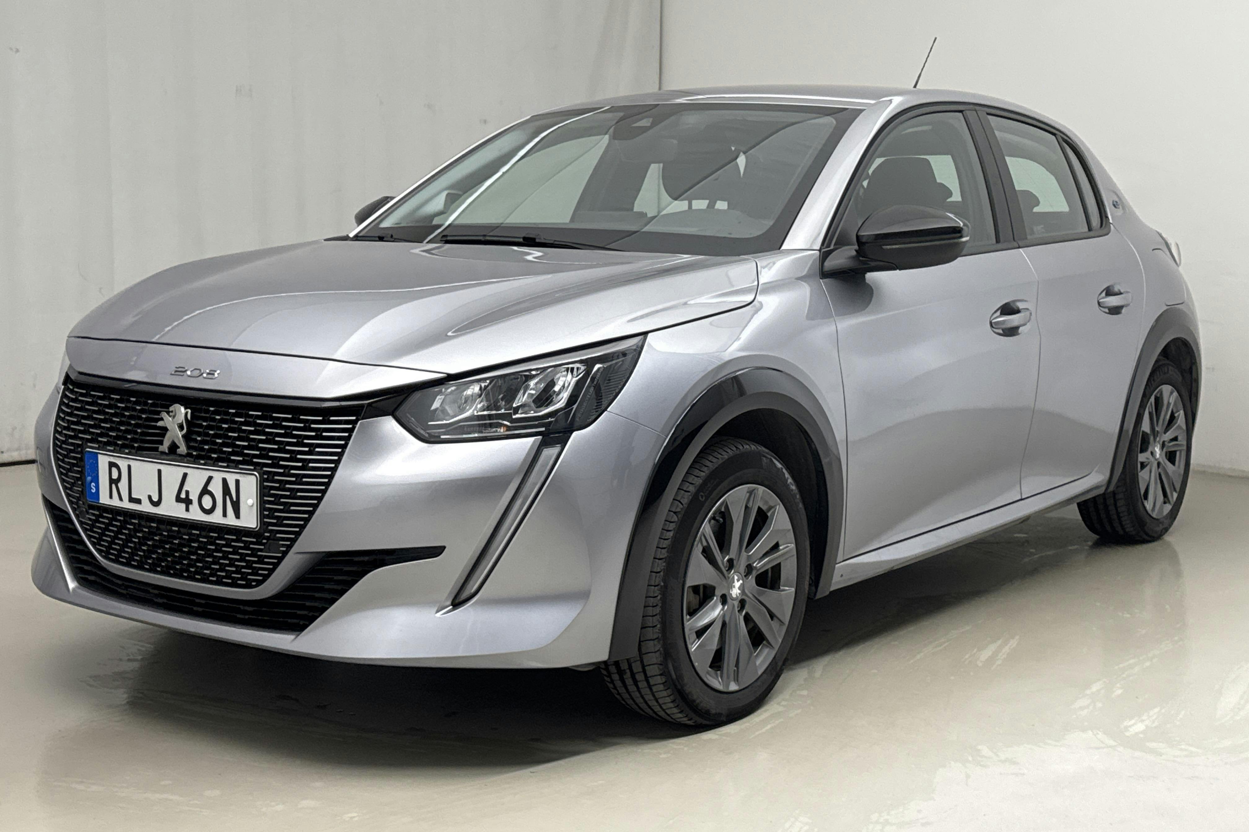 Peugeot e-208 50 kWh 5dr (136hk) - 26 620 km - Automaatne - hall - 2022
