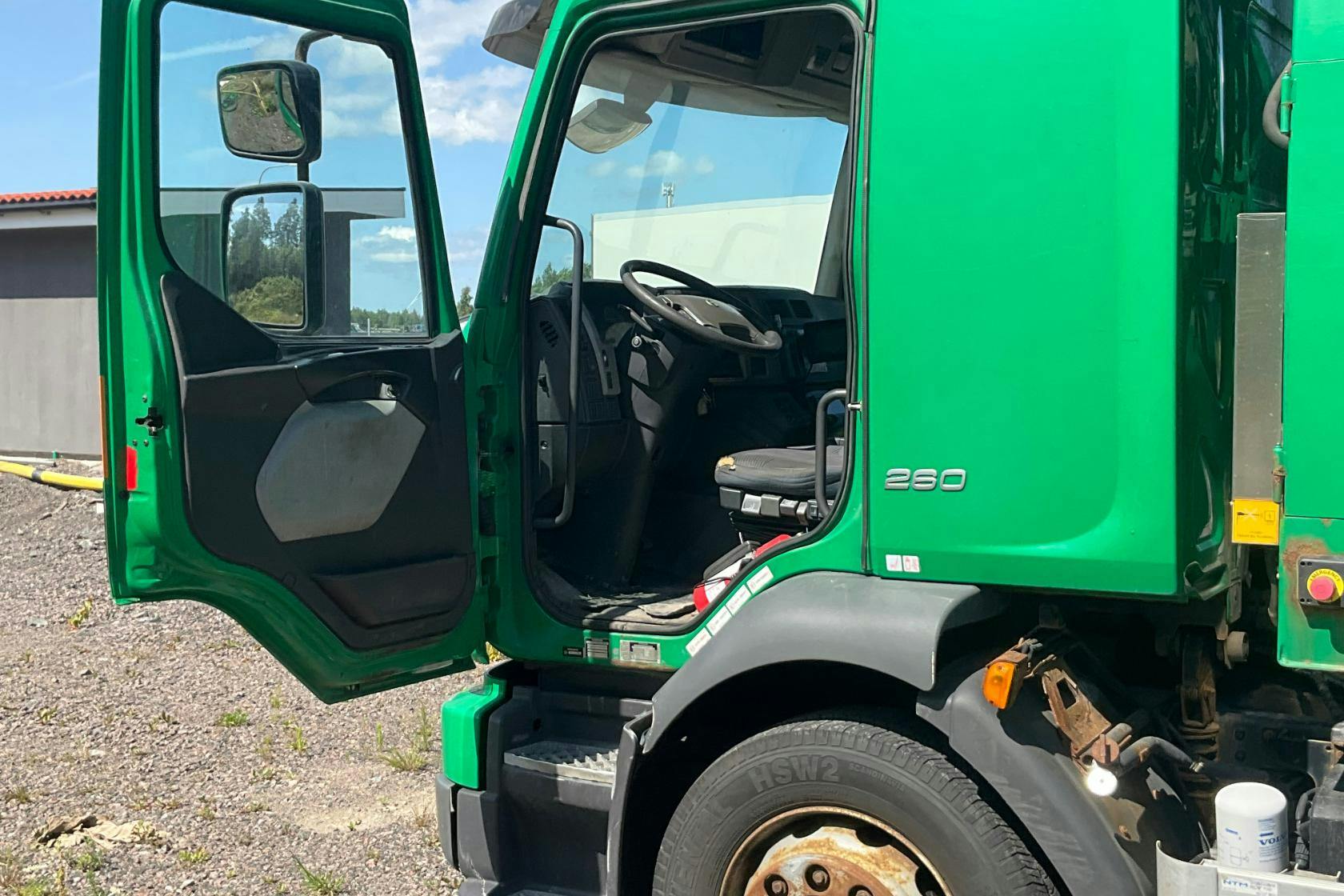 Volvo FL260 - 342 804 km - Automaattinen - vihreä - 2014