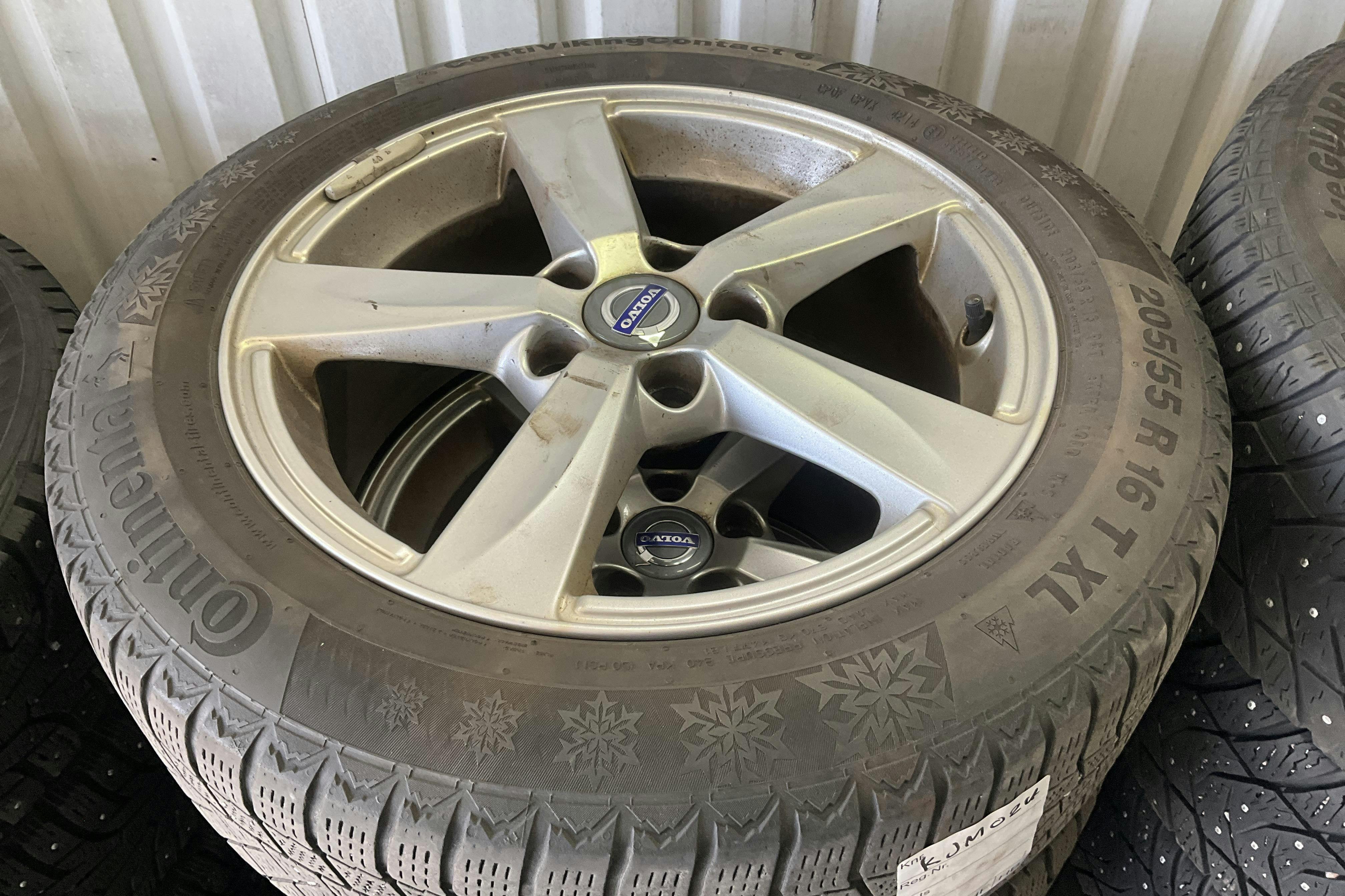 Volvo V40 D2 (115hk) - 18 503 mil - Manuell - svart - 2014