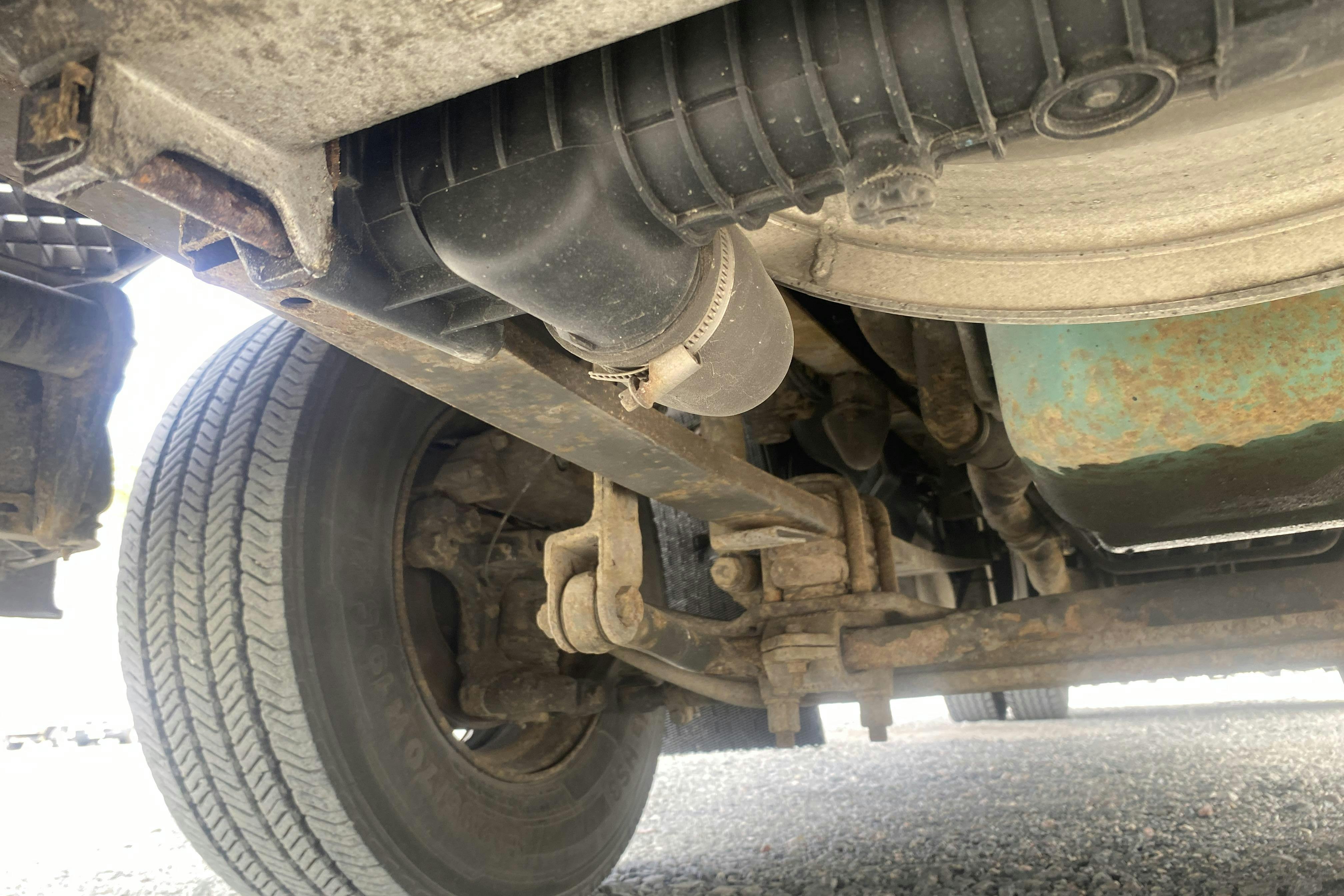 VOLVO FL240 - 267 444 km - Automat - vit - 2011