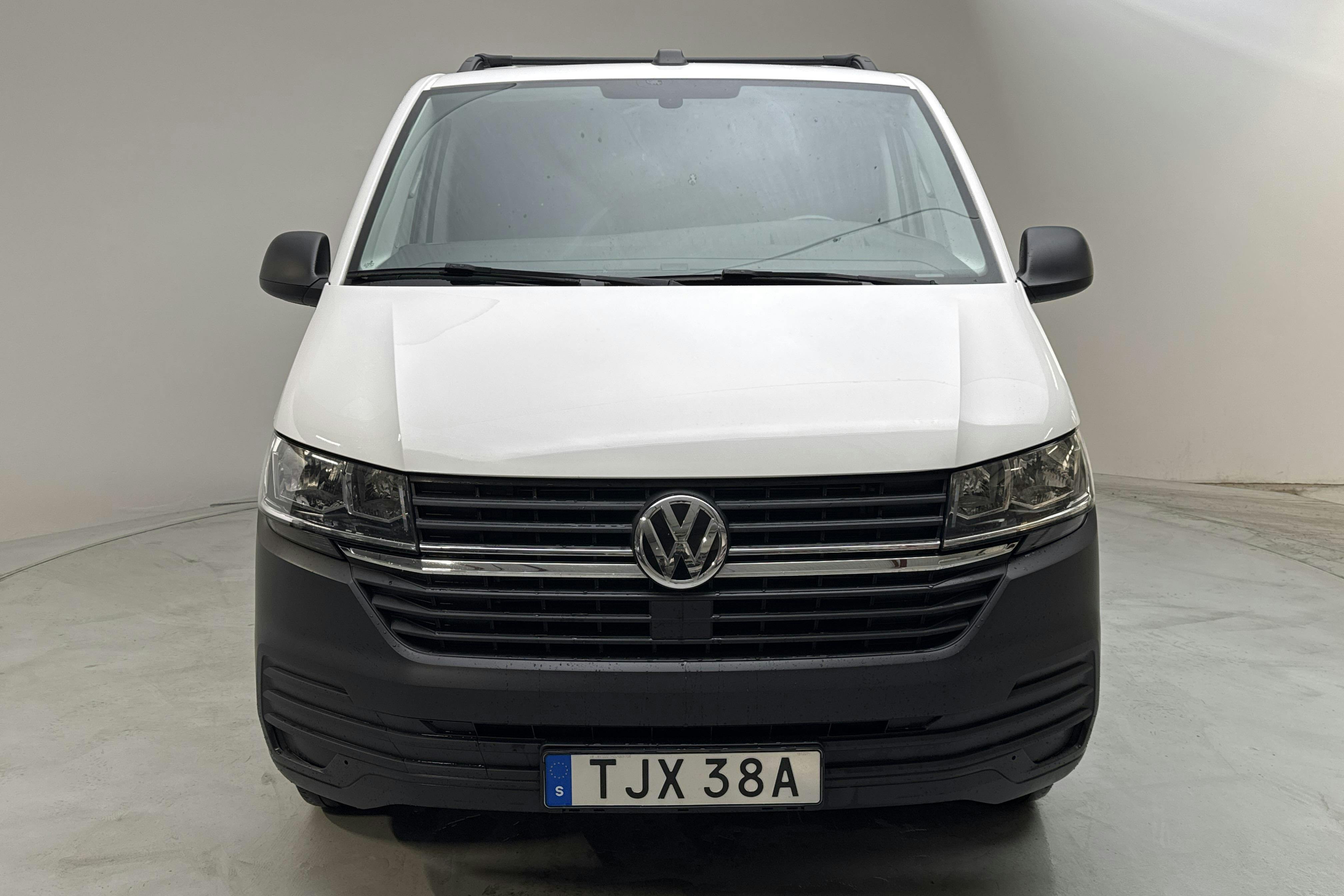VW Transporter T6 2.0 TDI BMT Skåp (150hk) - 10 931 mil - Automat - vit - 2020