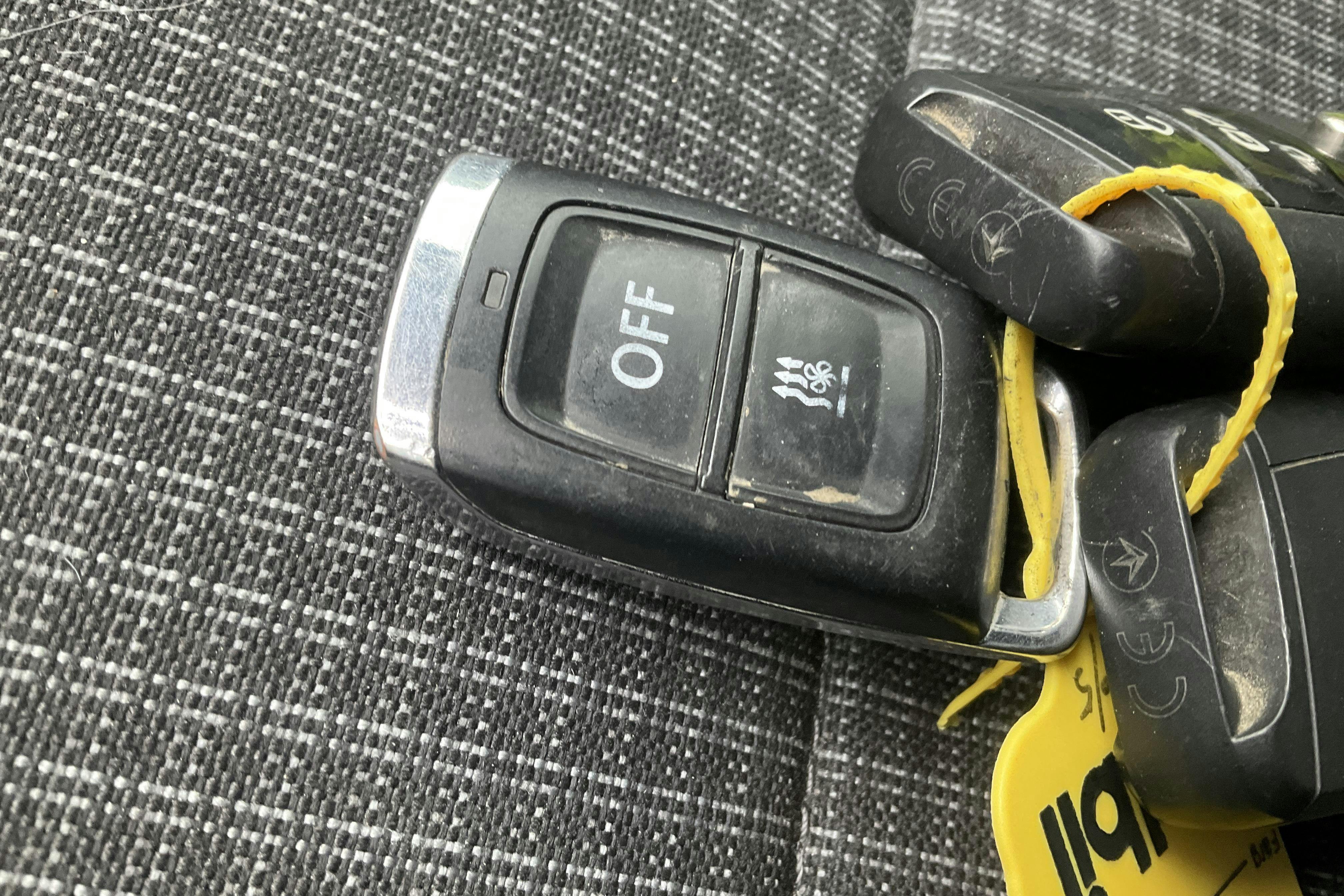 VW Transporter T6 2.0 TDI BMT Skåp (150hk) - 10 931 mil - Automat - vit - 2020
