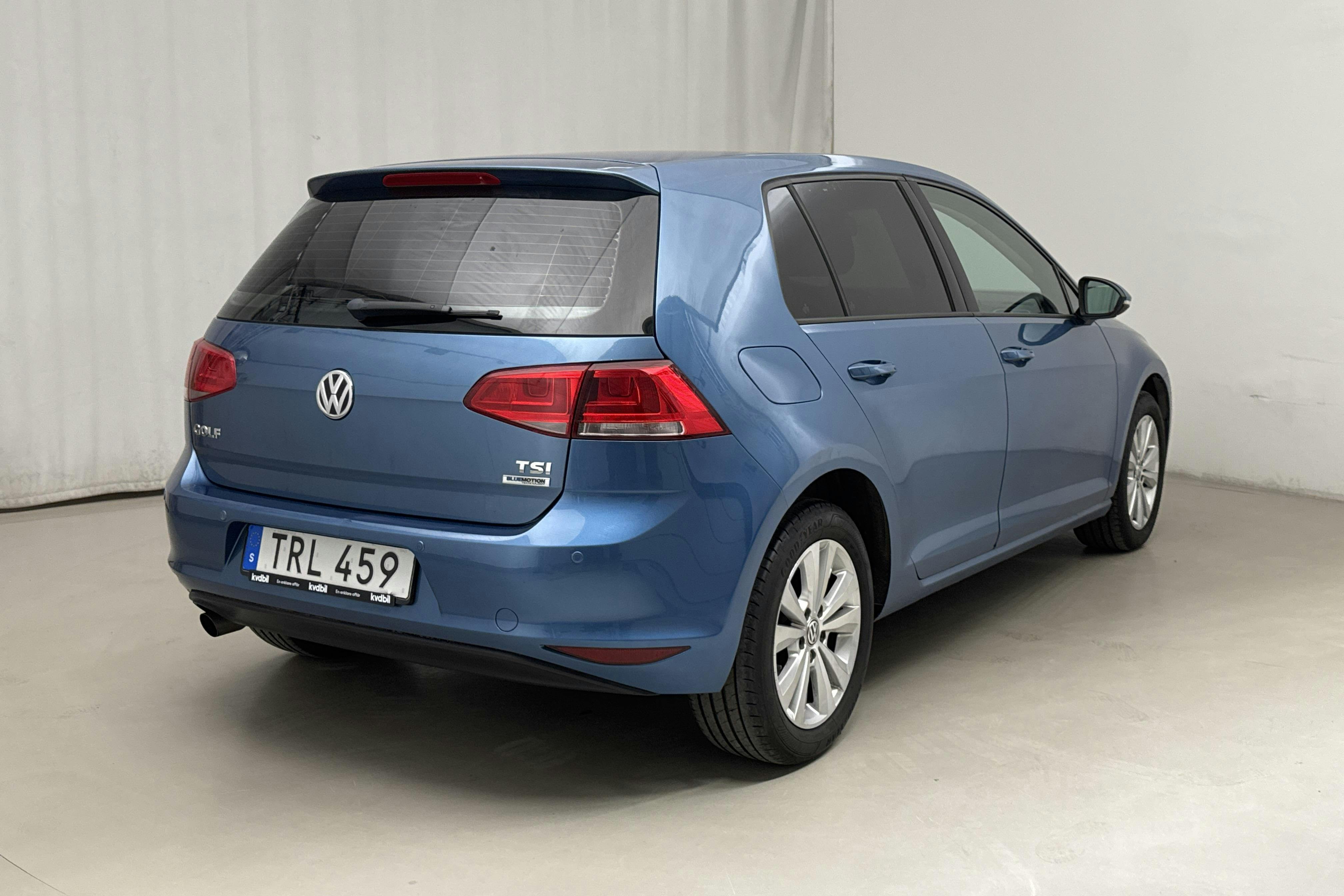 VW Golf VII 1.2 TSI 5dr (105hk) - 134 240 km - Automatic - blue - 2015