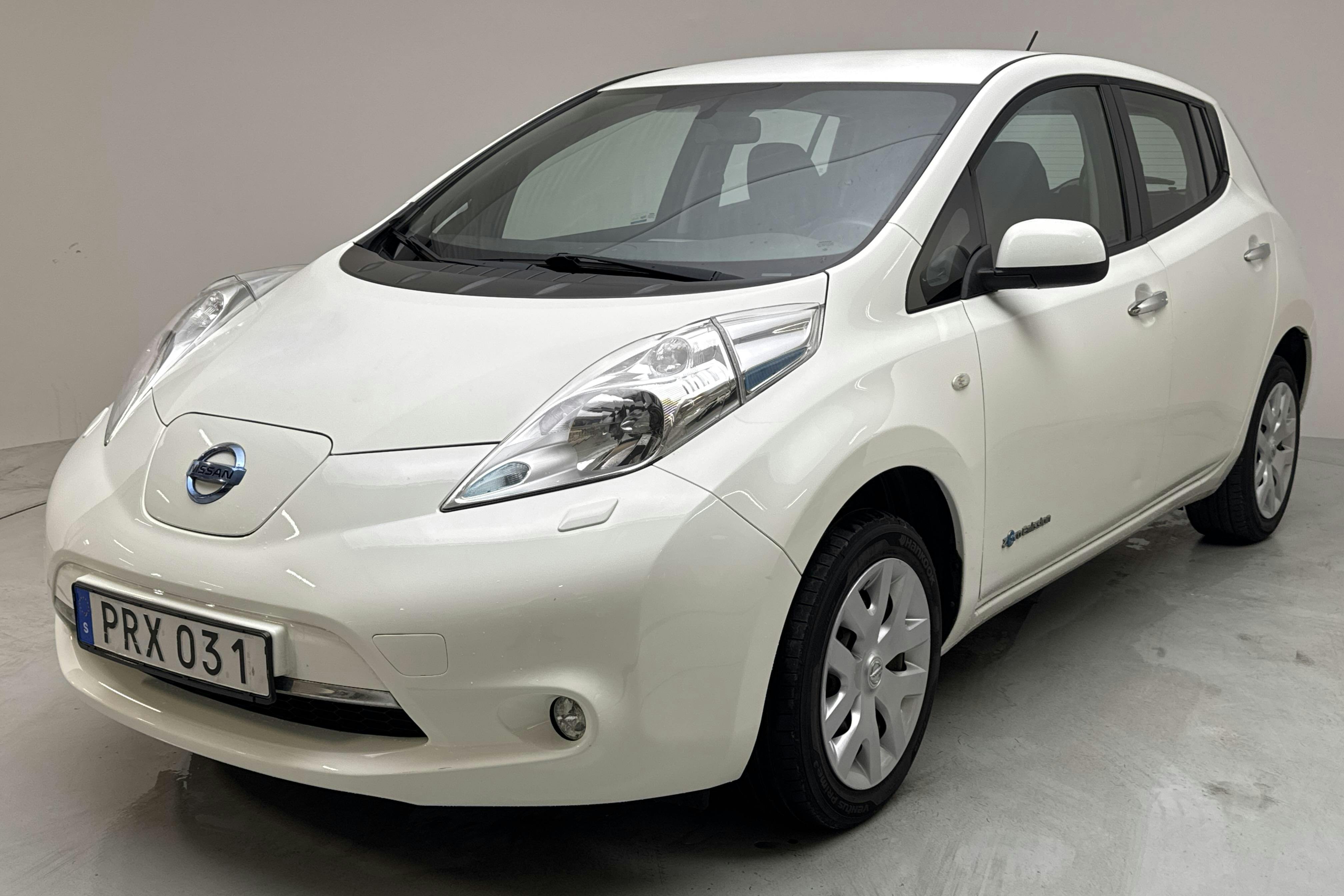 Nissan LEAF 5dr (109hk) - 7 753 mil - Automat - vit - 2015