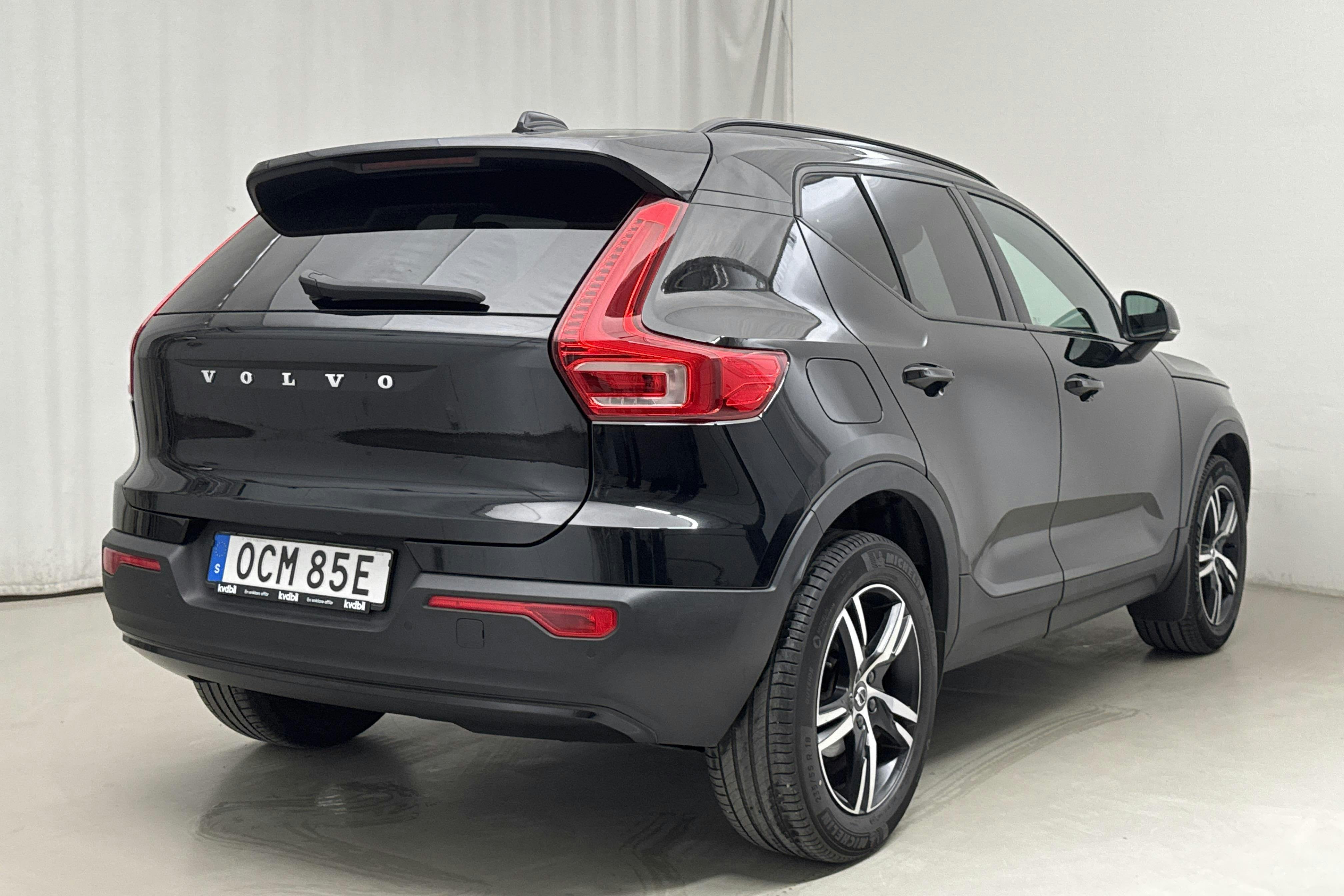 Volvo XC40 T2 2WD (129hk) - 8 394 mil - Automat - svart - 2021