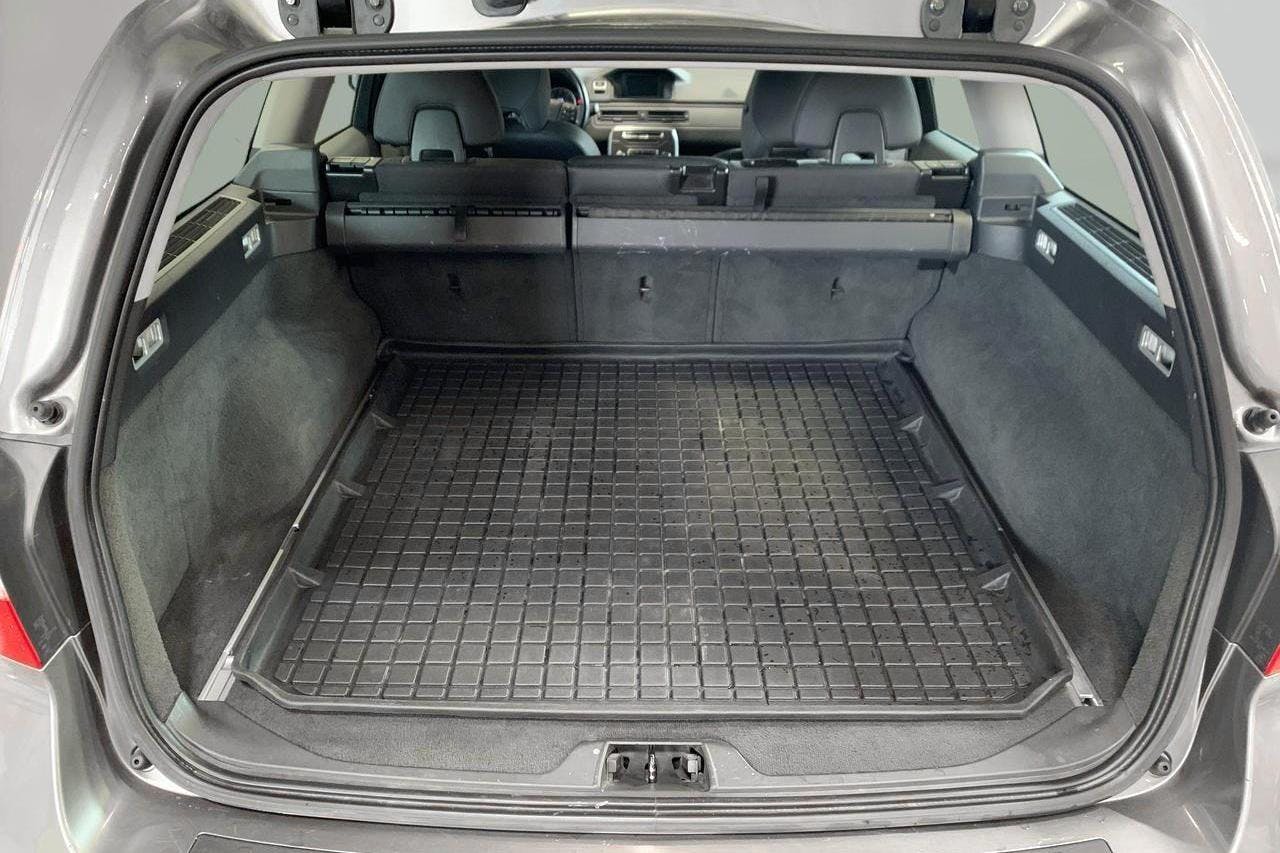 Volvo V70 II 1.6D DRIVe (115hk) - 19 964 mil - Manuell - grå - 2012