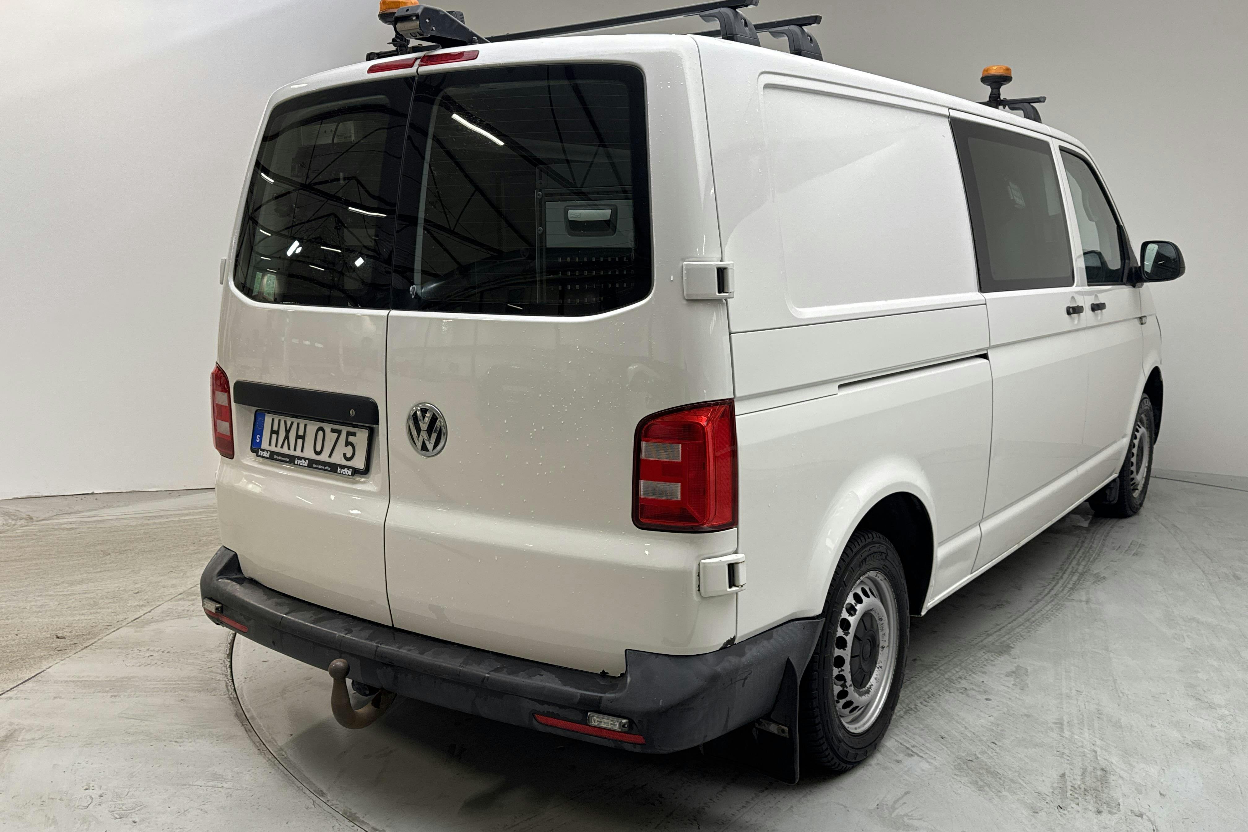VW Transporter T6 2.0 TDI BMT Skåp 4MOTION (150hk) - 16 502 mil - Manuell - vit - 2016
