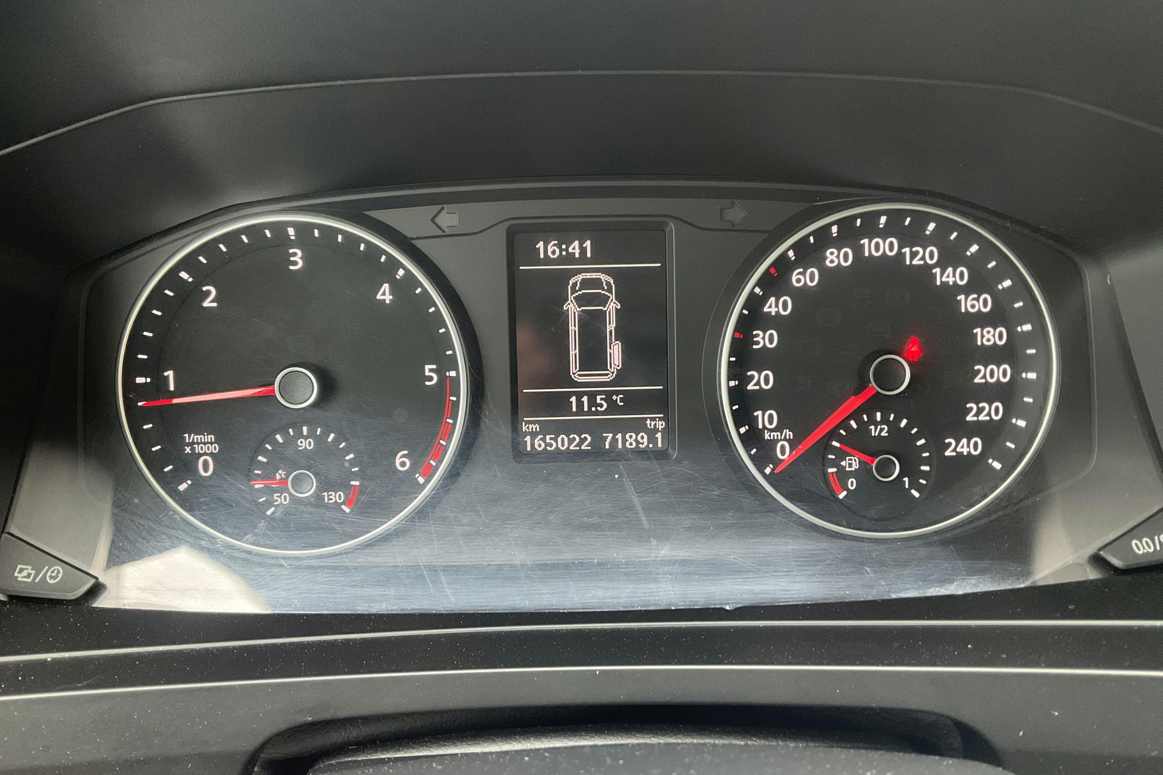 VW Transporter T6 2.0 TDI BMT Skåp 4MOTION (150hk) - 16 502 mil - Manuell - vit - 2016