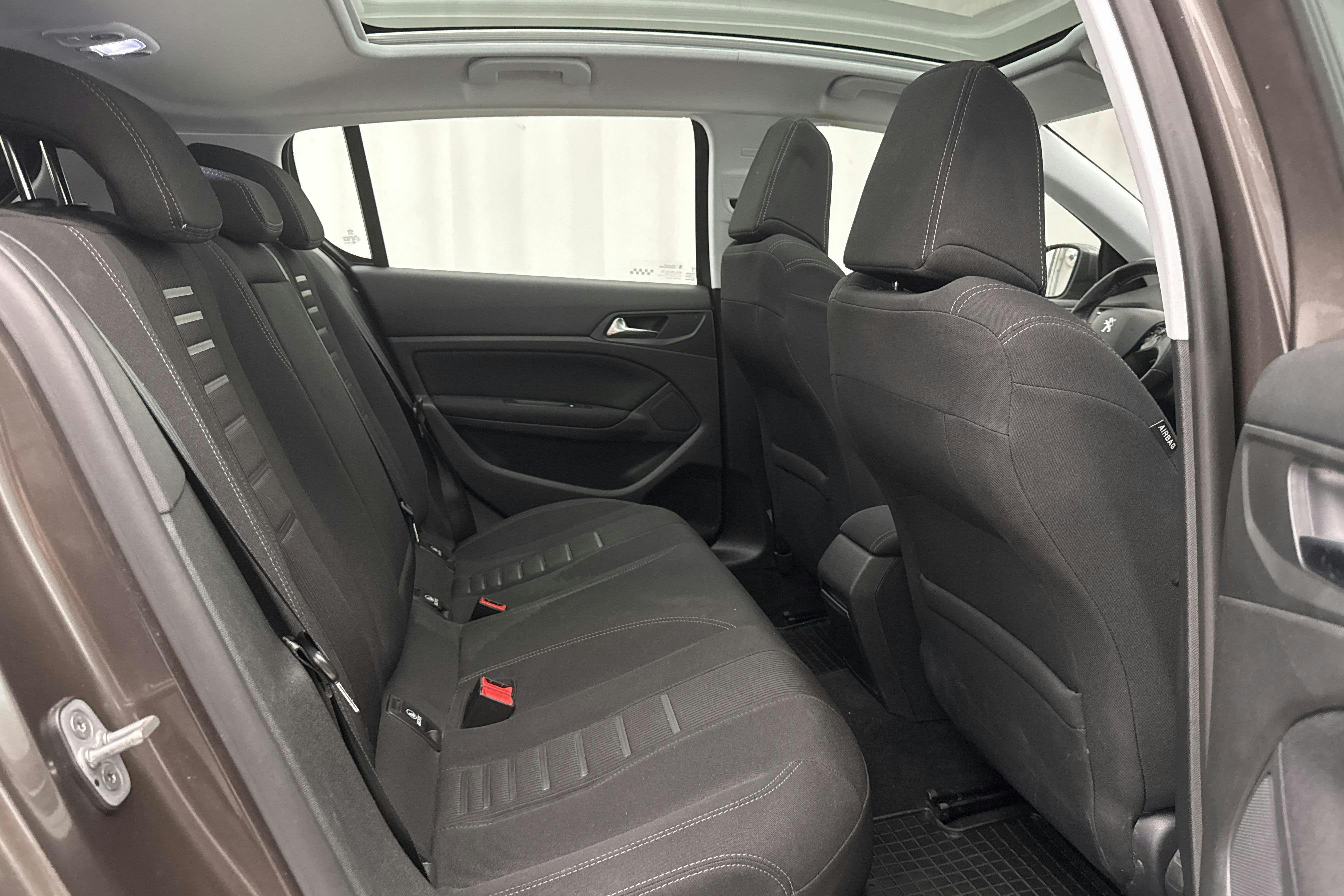 Peugeot 308 1.6 Turbo (125hk) - 6 900 mil - Manuell - brun - 2014