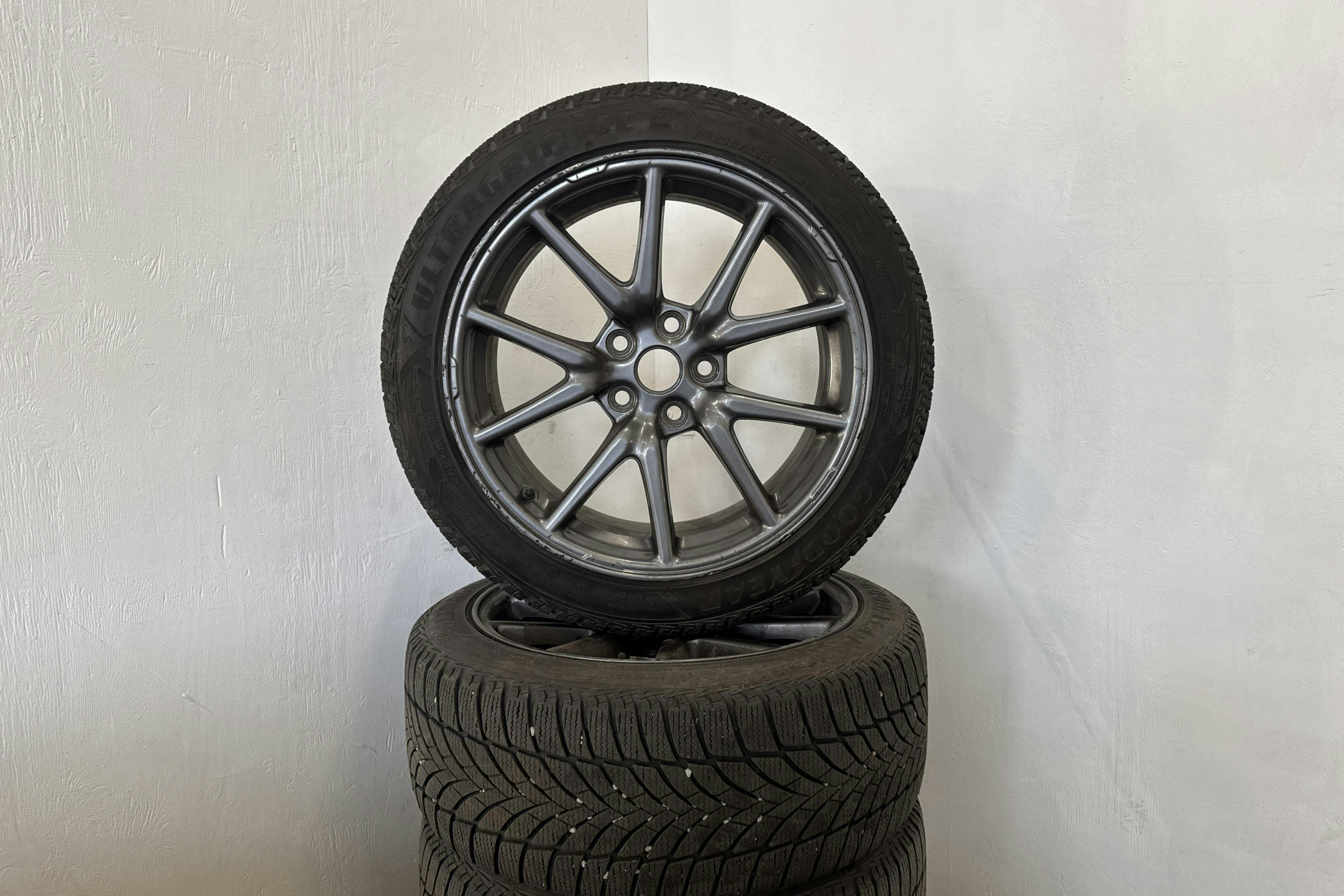 Tesla Model 3 Standard Range RWD - 11 856 mil - Automat - vit - 2020