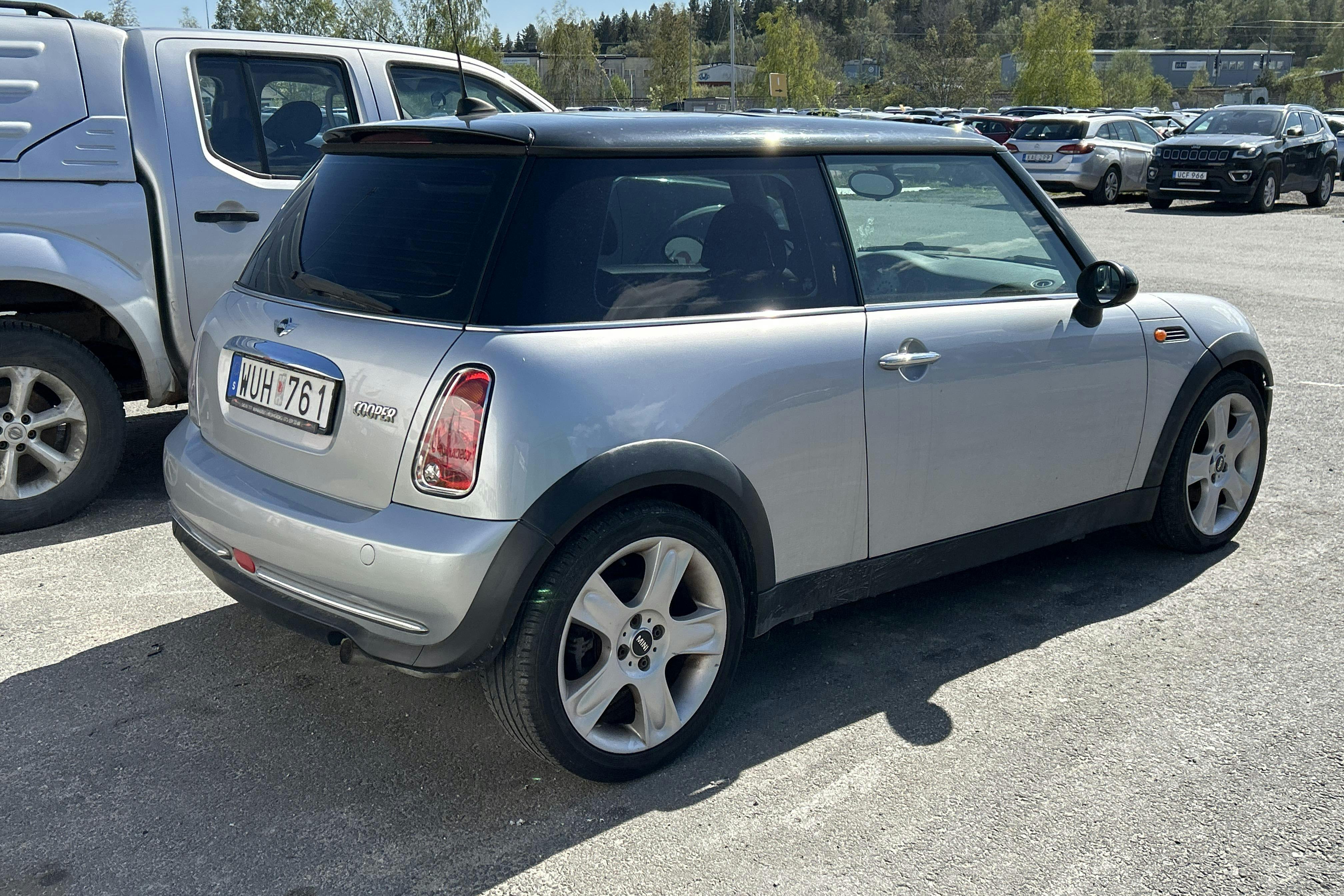 MINI Cooper 1.6 (115hk) - 14 792 mil - Manuell - Light Grey - 2005