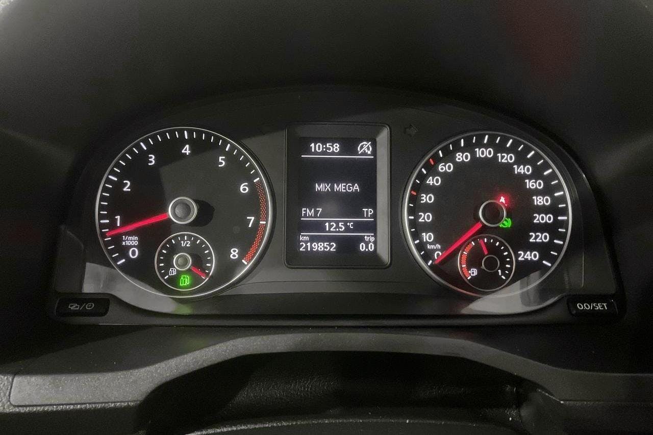 VW Caddy 1.4 TGI Maxi Skåp (110hk) - 21 986 mil - Automat - vit - 2017