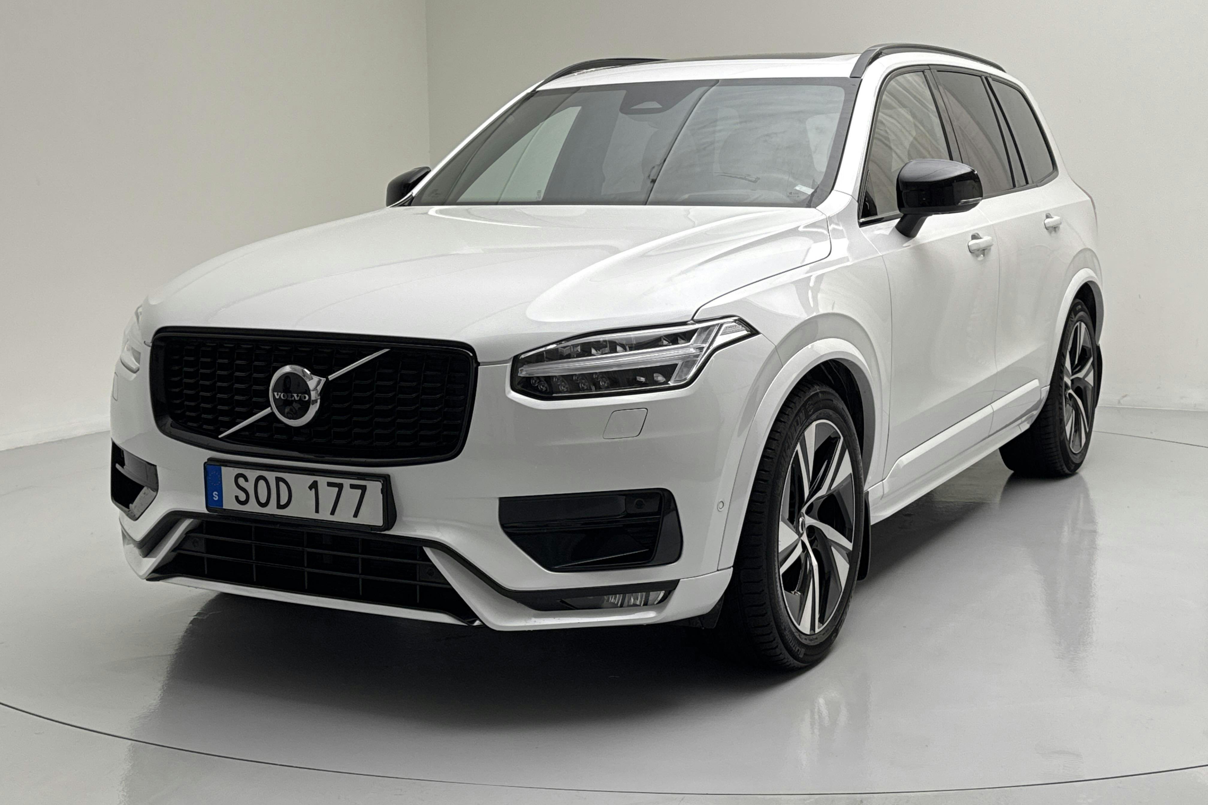 Volvo XC90 B5 Mildhybrid, Diesel AWD (235hk) - 7 531 mil - Automat - vit - 2023