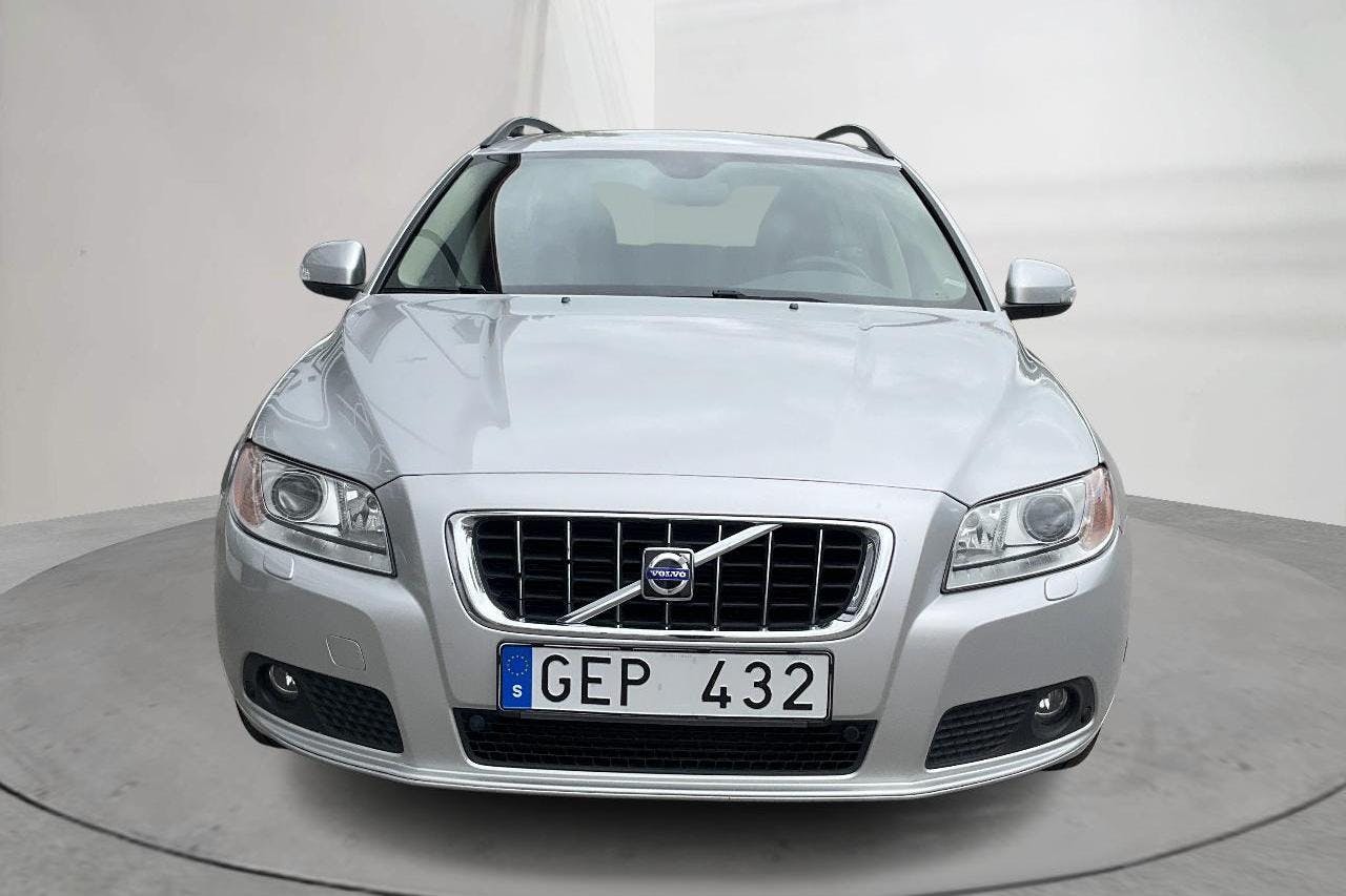 Volvo V70 II 2.5FT (200hk) - 17 871 mil - Manuell - Light Grey - 2009