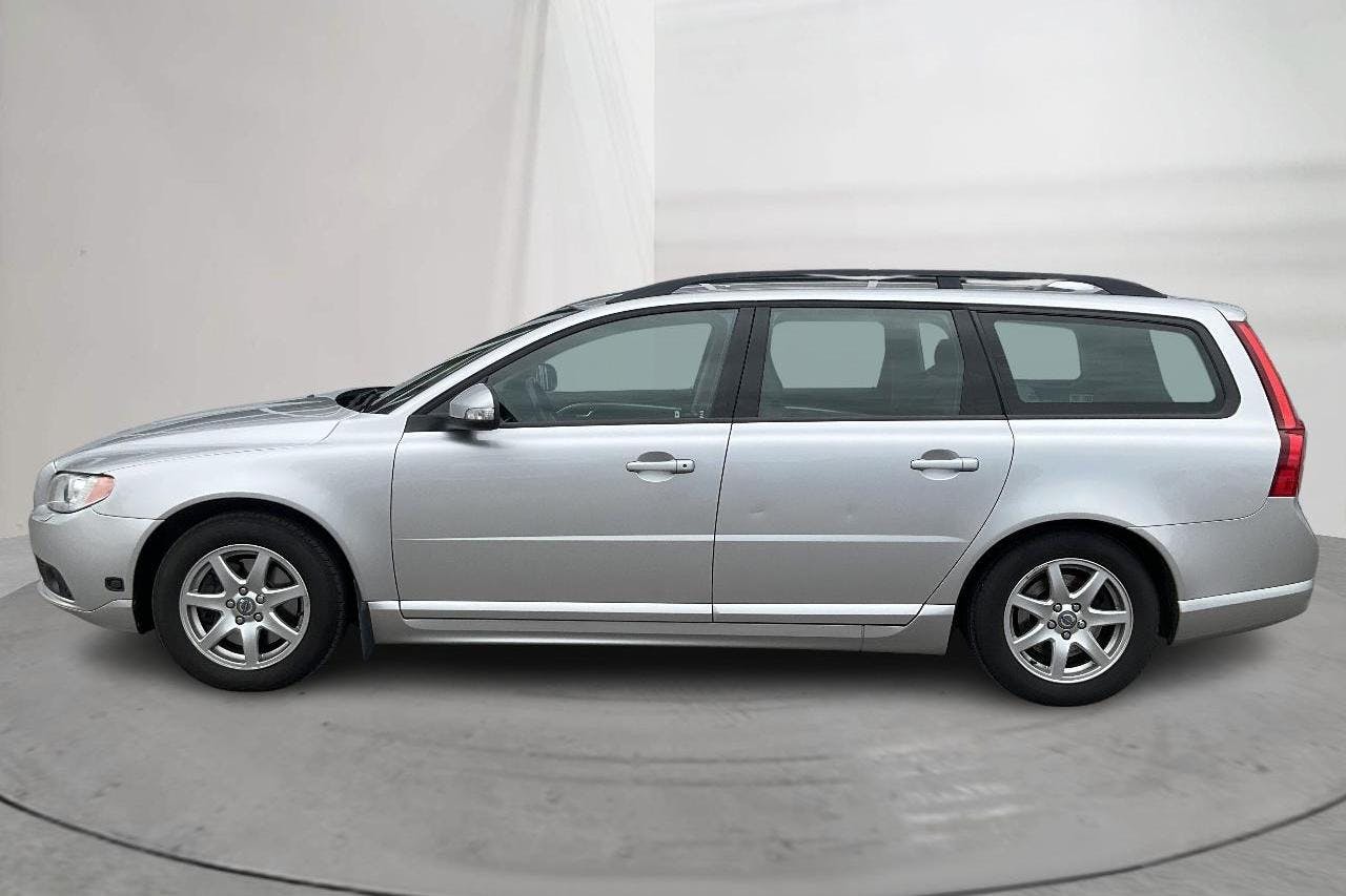 Volvo V70 II 2.5FT (200hk) - 17 871 mil - Manuell - Light Grey - 2009