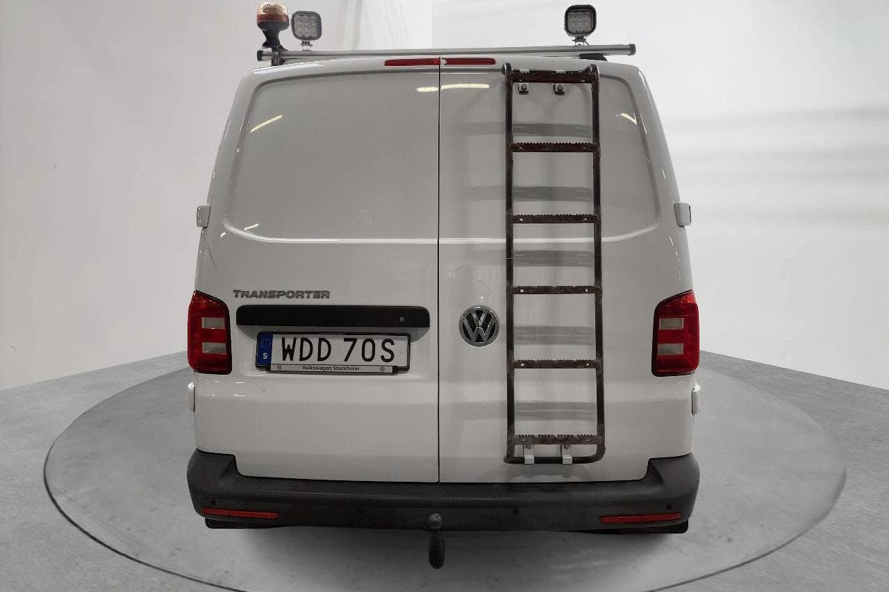VW Transporter T6 2.0 TDI BMT Skåp 4MOTION (150hk) - 17 833 mil - Manuell - vit - 2019