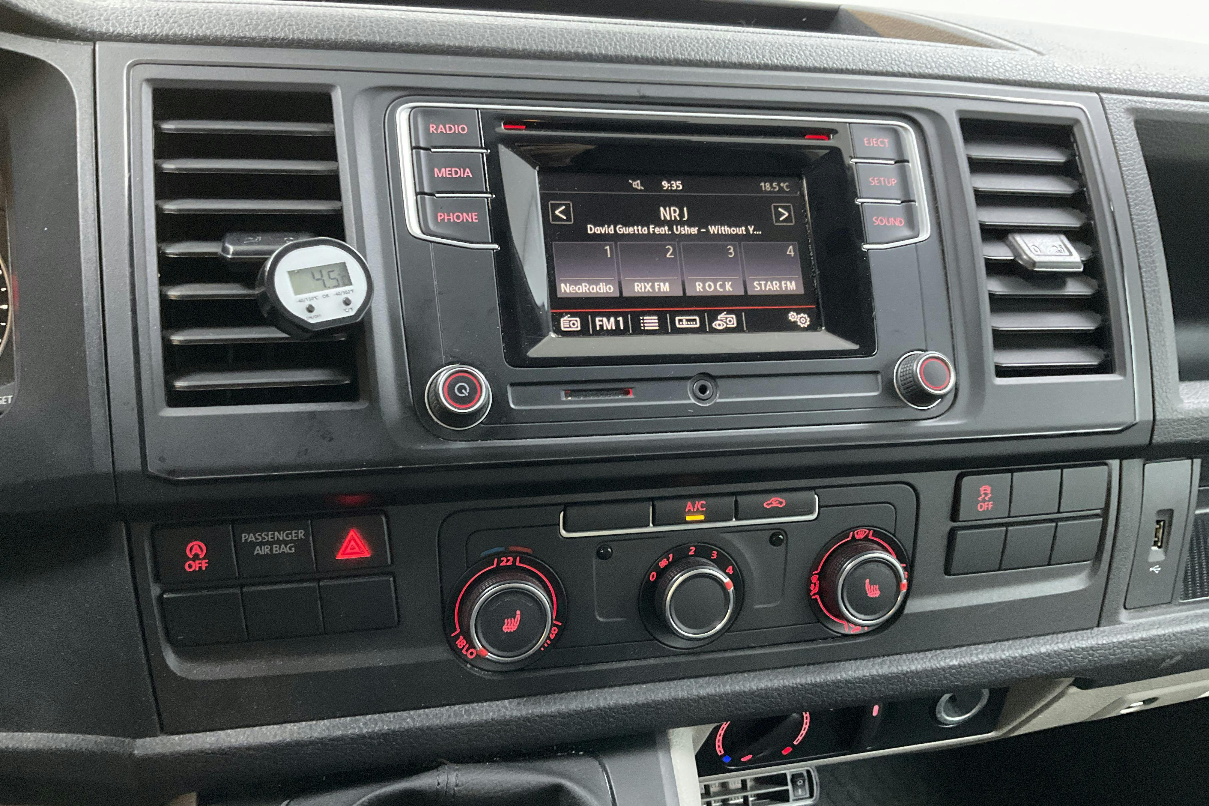 VW Transporter T6 2.0 TDI BMT Skåp 4MOTION (150hk) - 17 833 mil - Manuell - vit - 2019