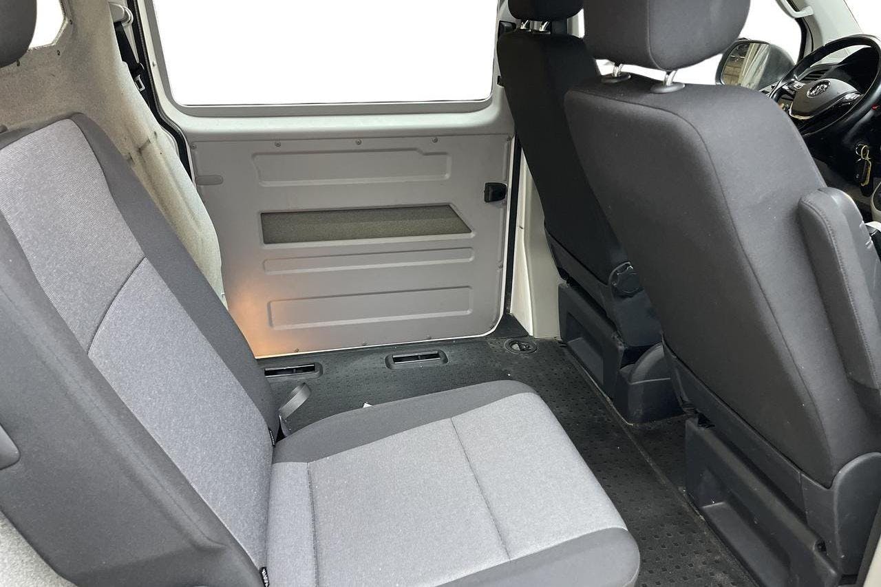 VW Transporter T6 2.0 TDI BMT Skåp 4MOTION (150hk) - 17 833 mil - Manuell - vit - 2019