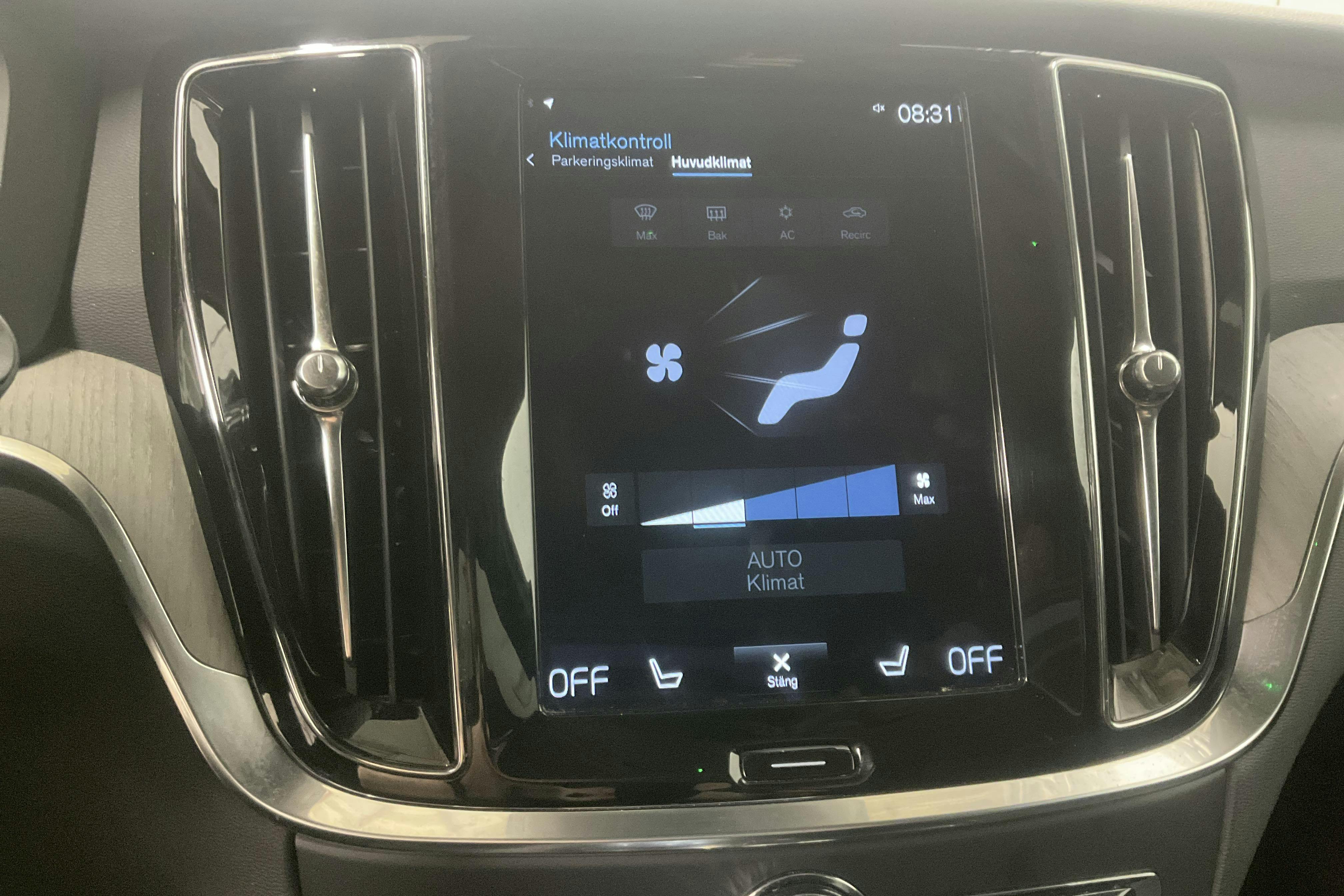 Volvo V60 T8 AWD Twin Engine (390hk) - 14 459 mil - Automat - grå - 2022